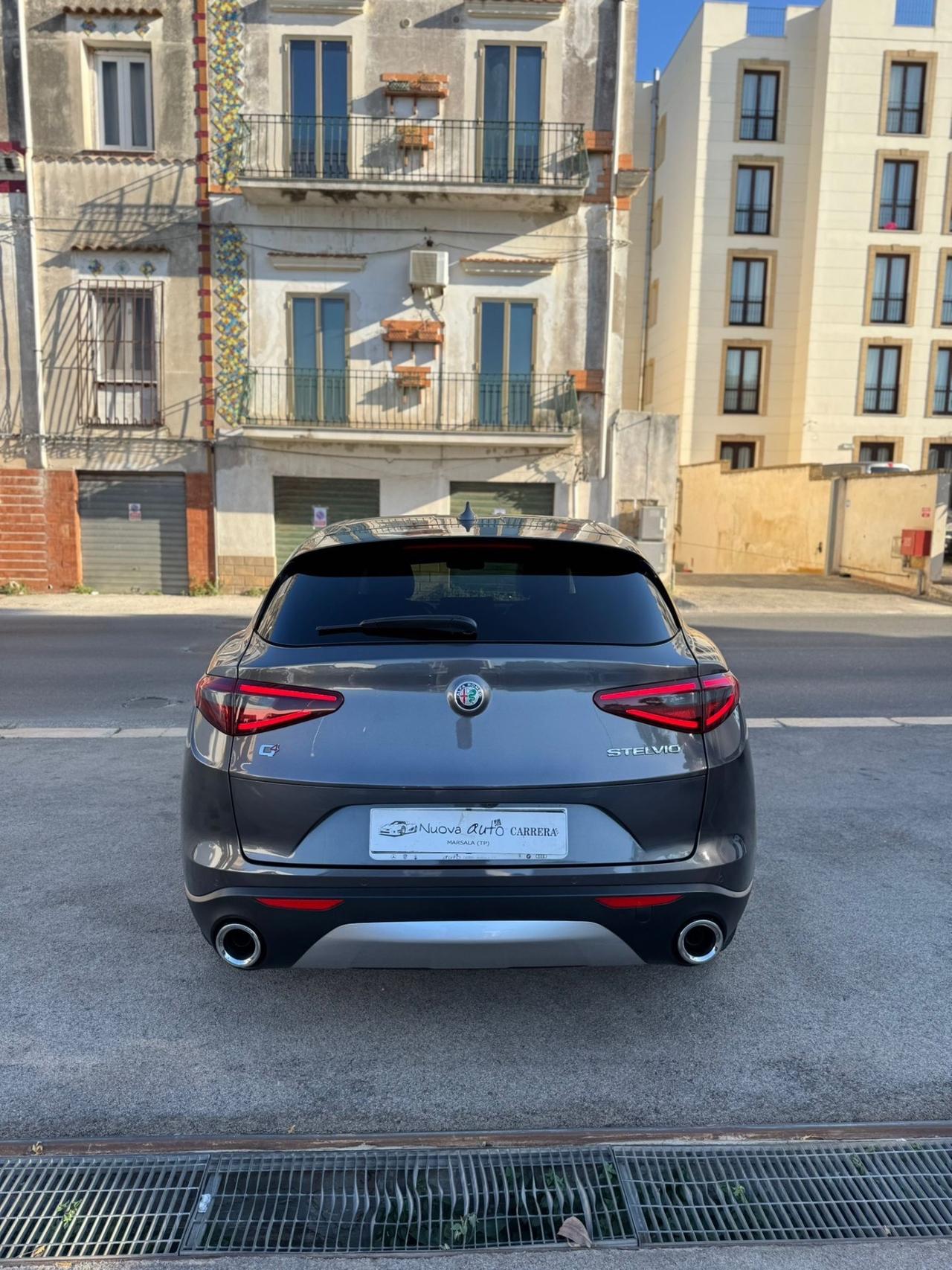 Alfa Romeo Stelvio 2.2 Turbodiesel 210 CV AT8 Q4 Veloce