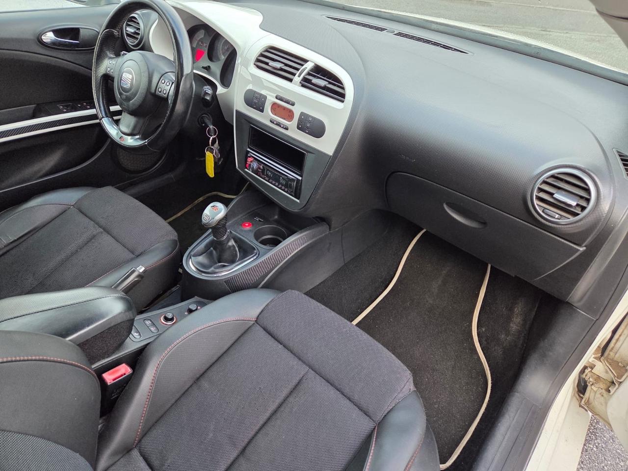 Seat Leon 2.0 TDI DPF F R