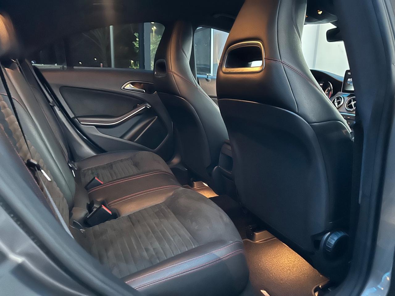 Mercedes-benz CLA 200 d Automatic Premium