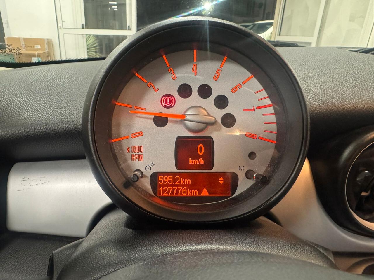 Mini 1.6 16V One (72kW)