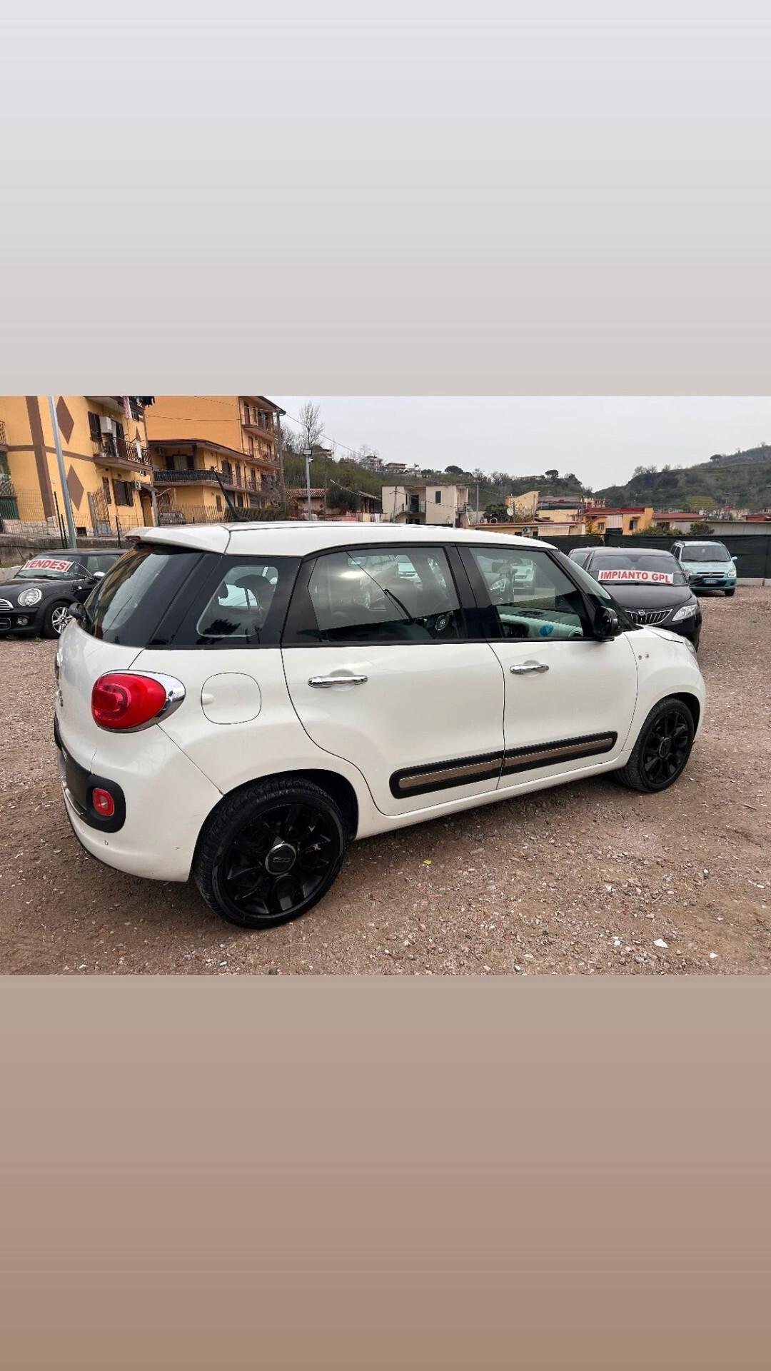 Fiat 500L Living 1.6 Multijet 120 CV Lounge