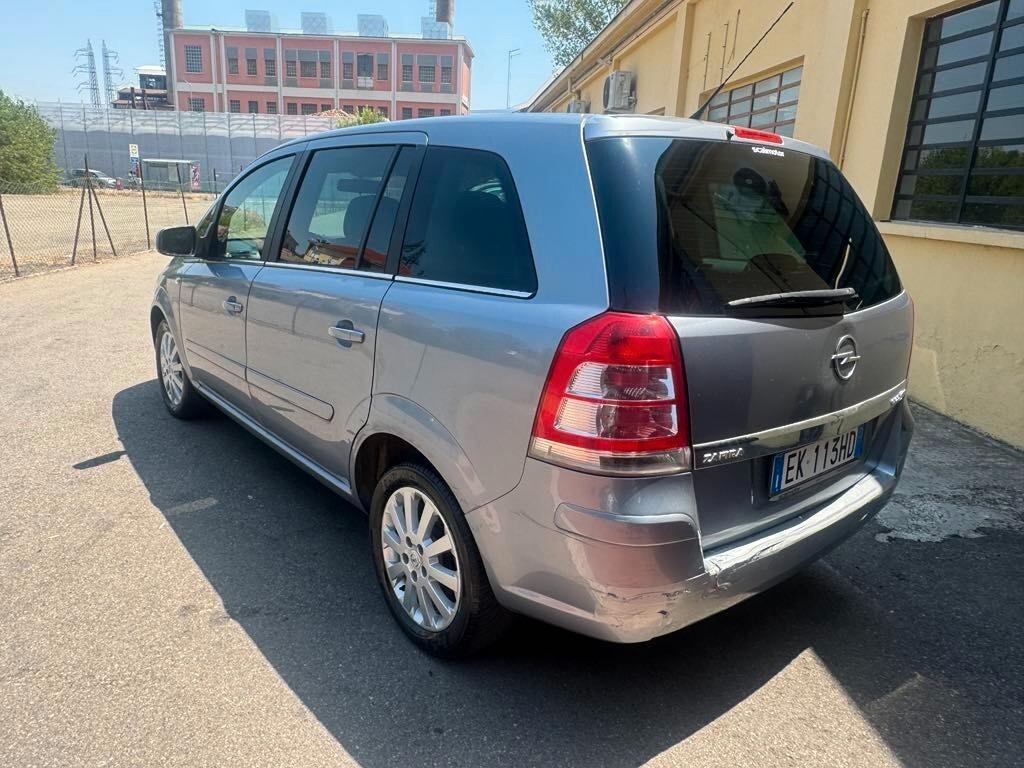 Opel Zafira 1.6 Benz/Metano 150CV CINGHIA FATTA