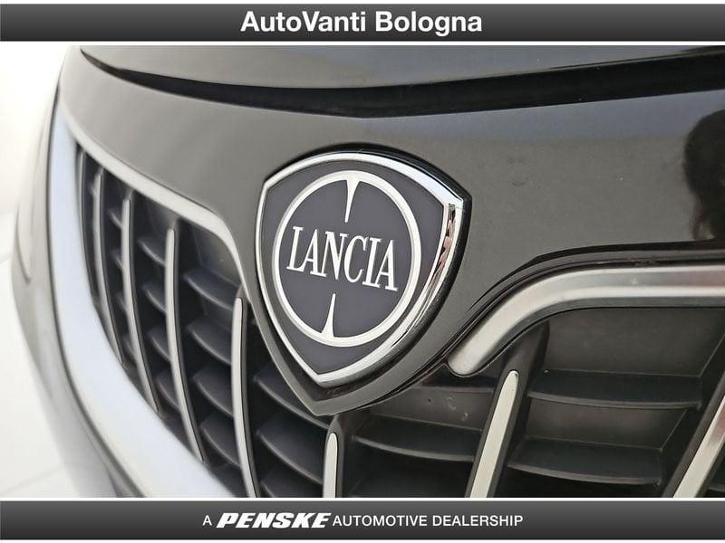 Lancia Ypsilon 1.2 69 CV 5 porte GPL Ecochic Silver