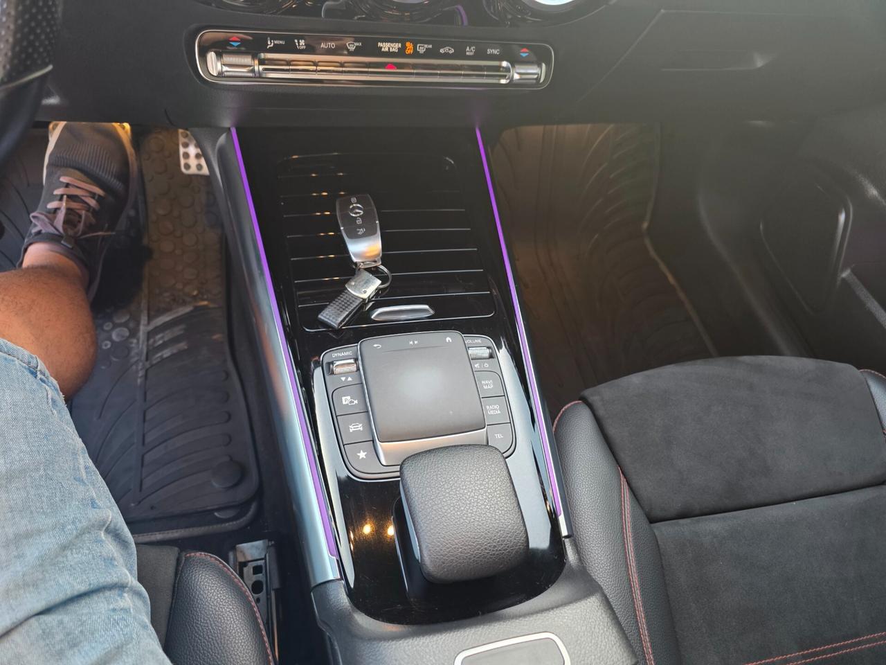 Mercedes-benz B 180 d PREMIUM AMG 2021
