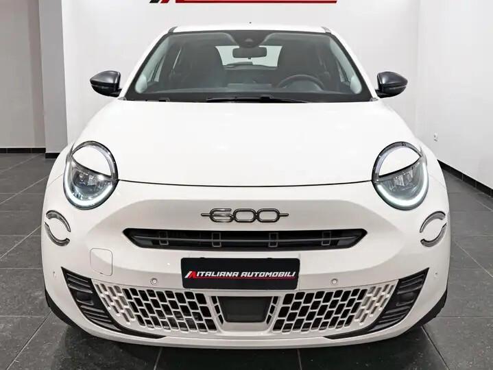 Fiat 600 Hybrid 100 CV DCT MHEV