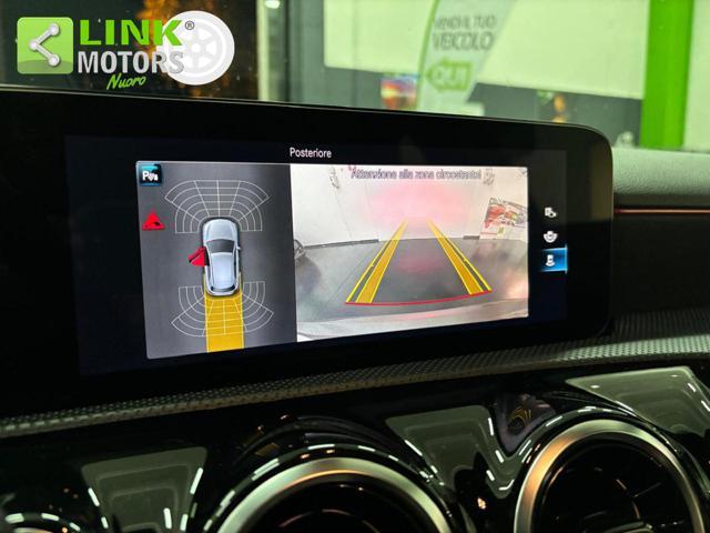 MERCEDES-BENZ A 200 d Premium AMG Line