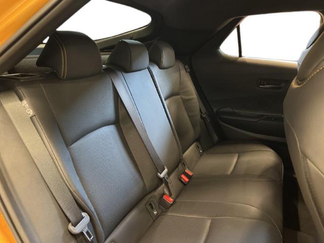 TOYOTA C-HR 2.0 PHEV Lounge Premiere