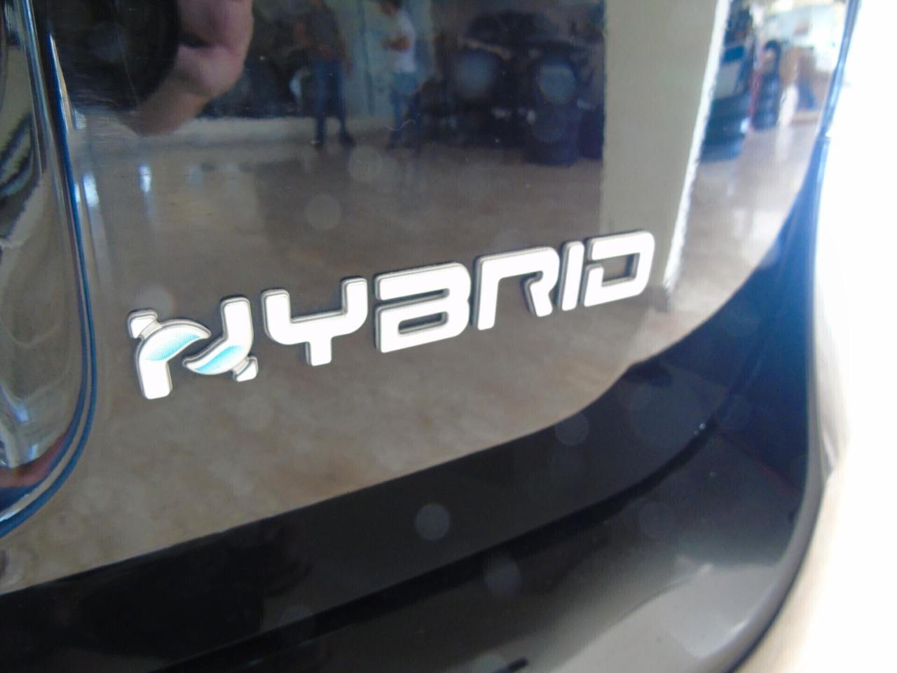 New Fiat Panda Hybrid City Cross (SCONTO ECOBONUS)