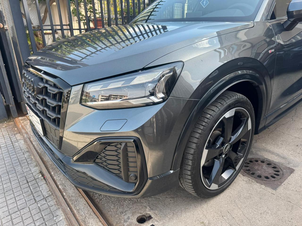 Audi Q2 30 TDI S tronic line Edition FULL