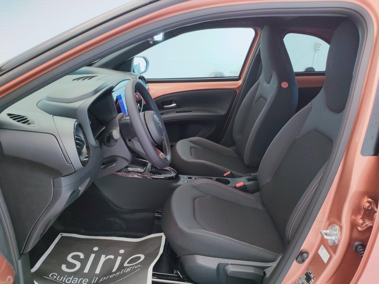 TOYOTA AYGO X HEV PREMIUM MC26