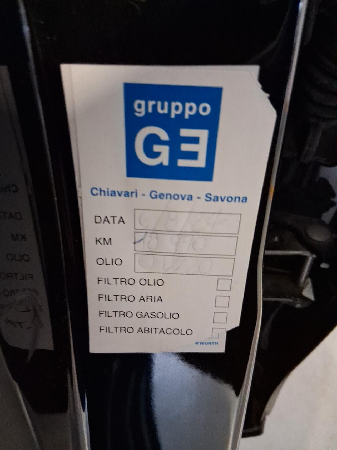 Opel Corsa 1.2 Design & Tech 75CV