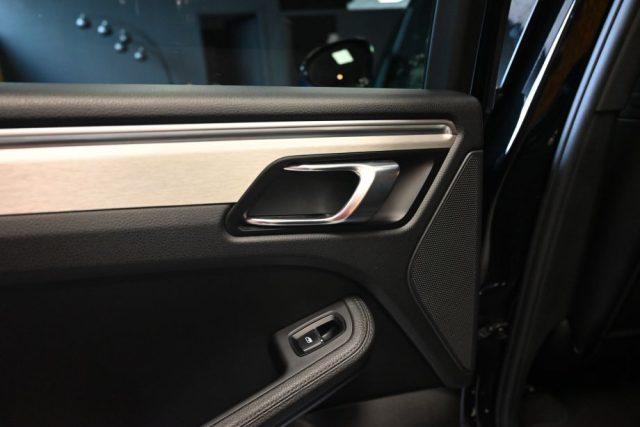 PORSCHE Macan 2.0 PDK BLACKLINE20"SCARICHI NAVI CAM CRUISE NUOVA