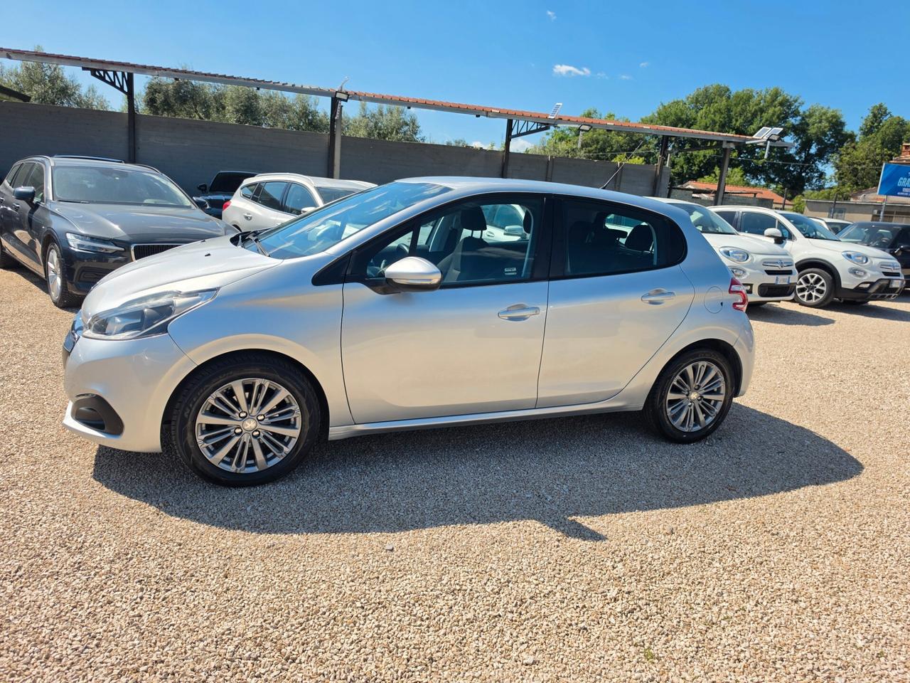 Peugeot 208 BlueHDi 75 5 porte Allure ok neopatentati