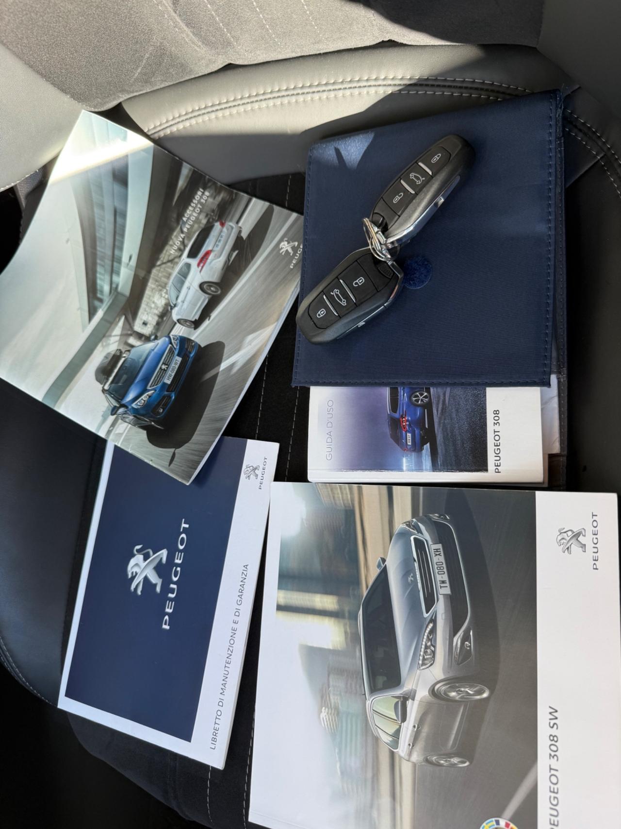 Peugeot 308 BlueHDi 120 S&S SW Allure