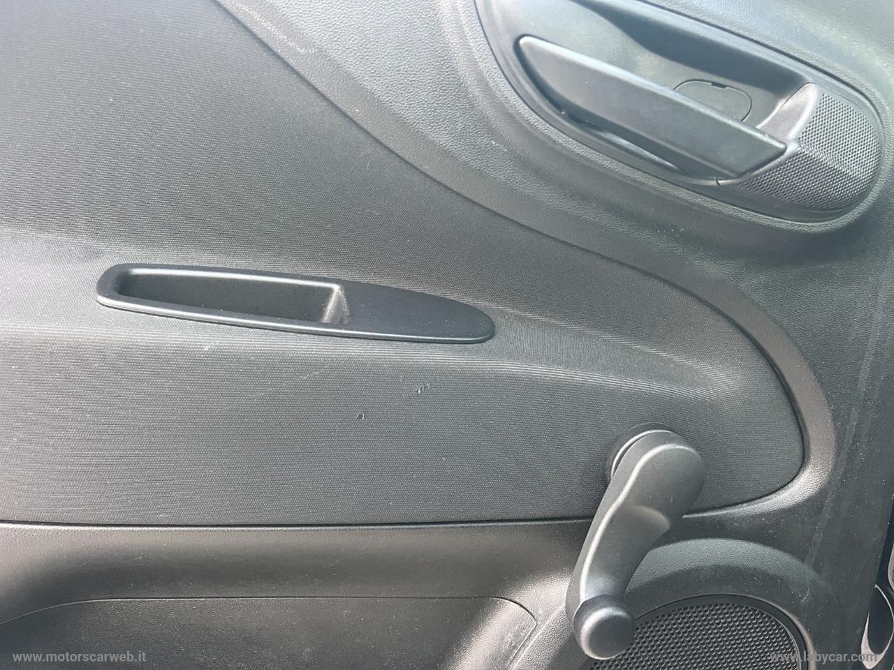 FIAT Punto 1.2 8V 5p. Street