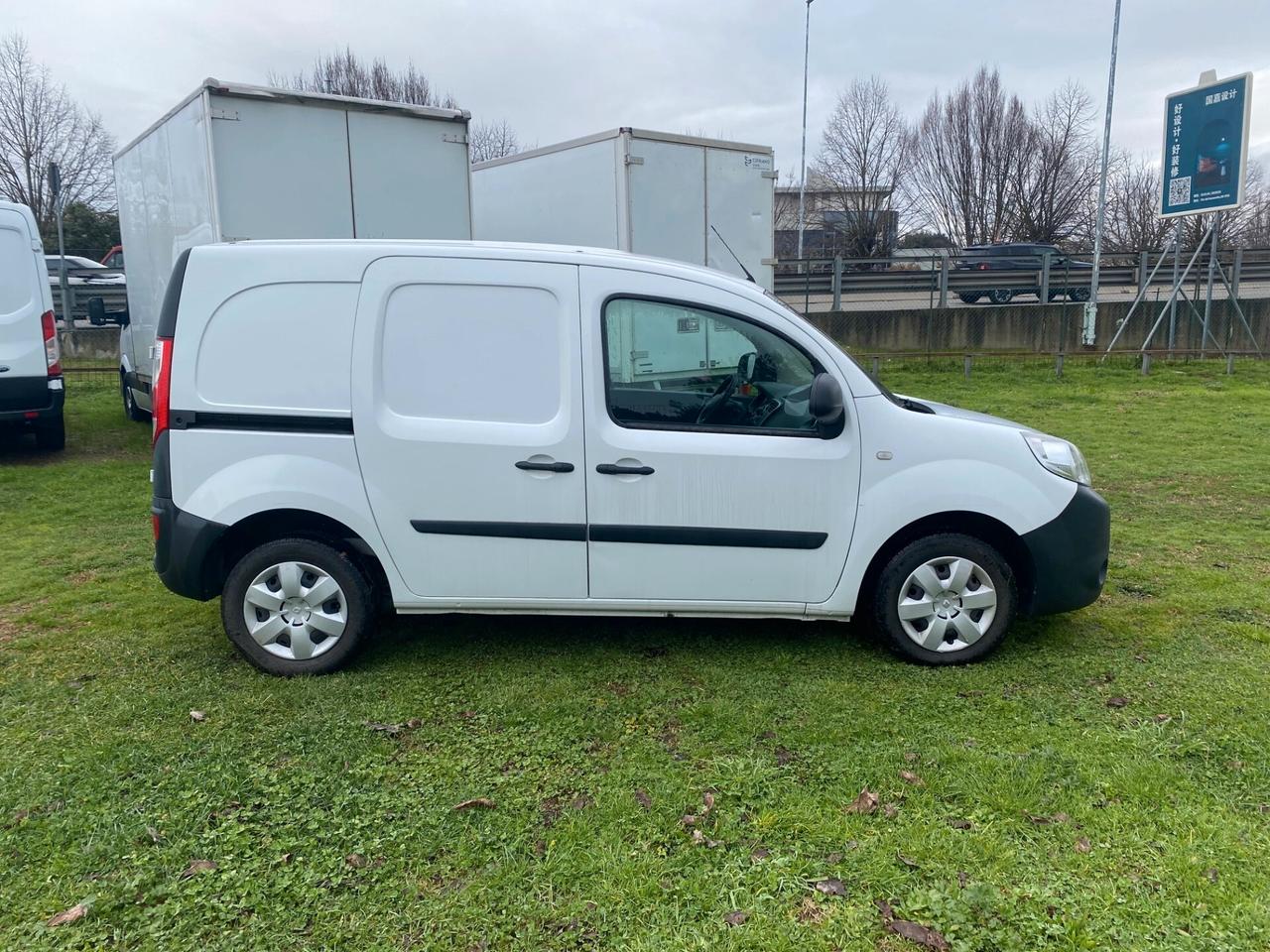 Renault. KANGOO