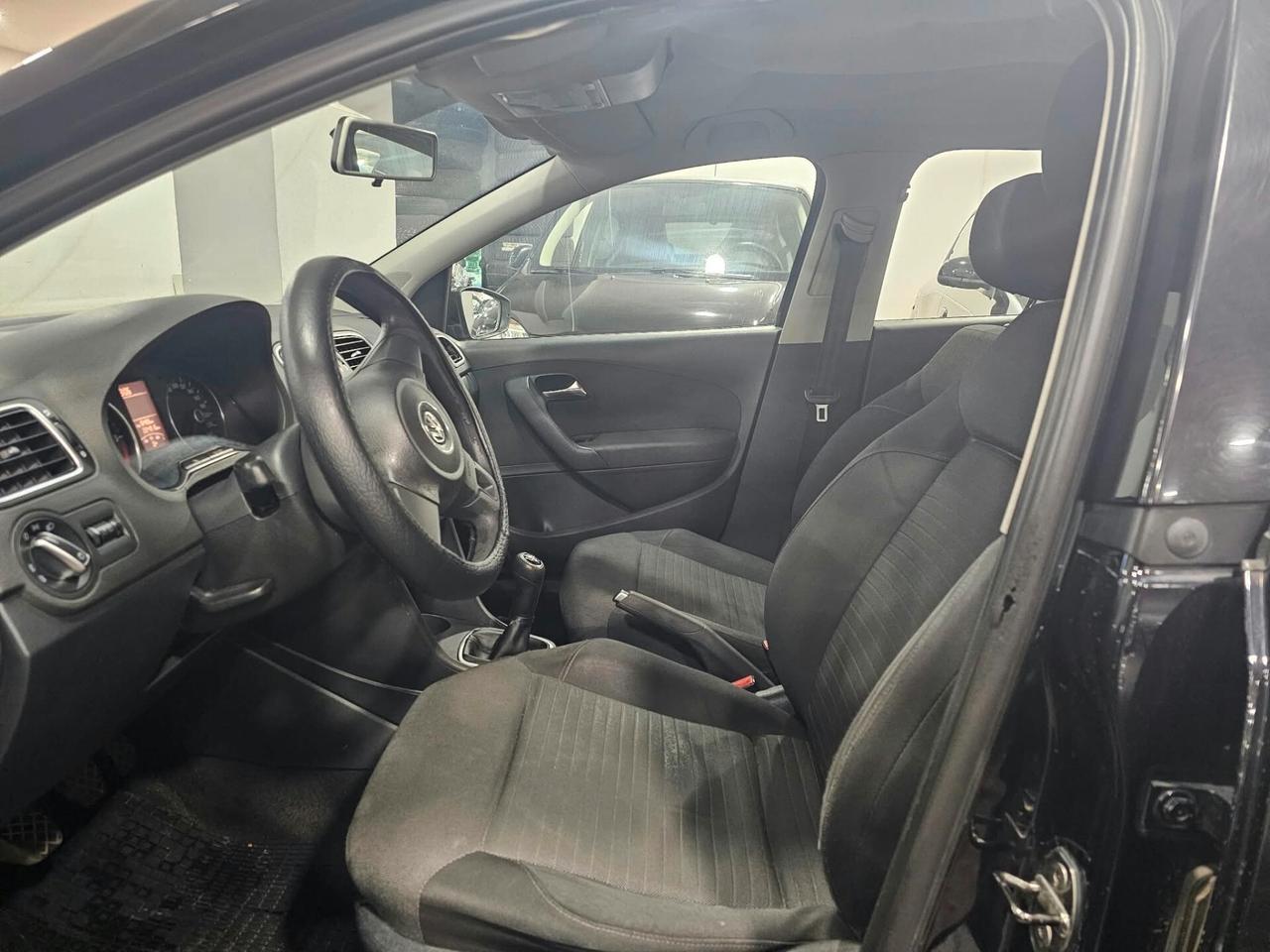 NUOVA VOLKSWAGEN POLO 1.2 TDI 75CV CONFORT LINE 5 PORTE