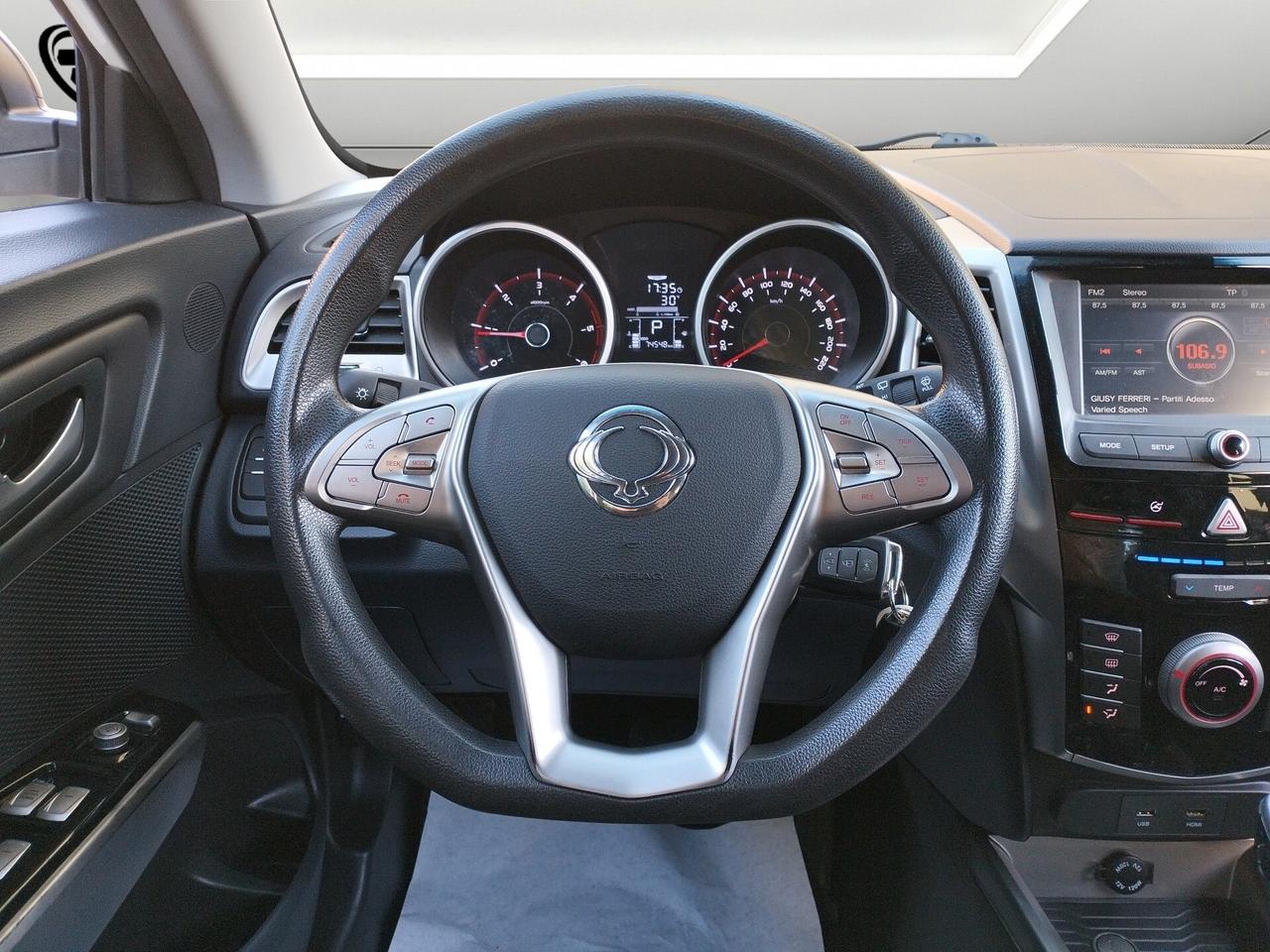 SsangYong Tivoli 1.6d Go 2wd auto * AUTOMATICA * 74.000 KM *