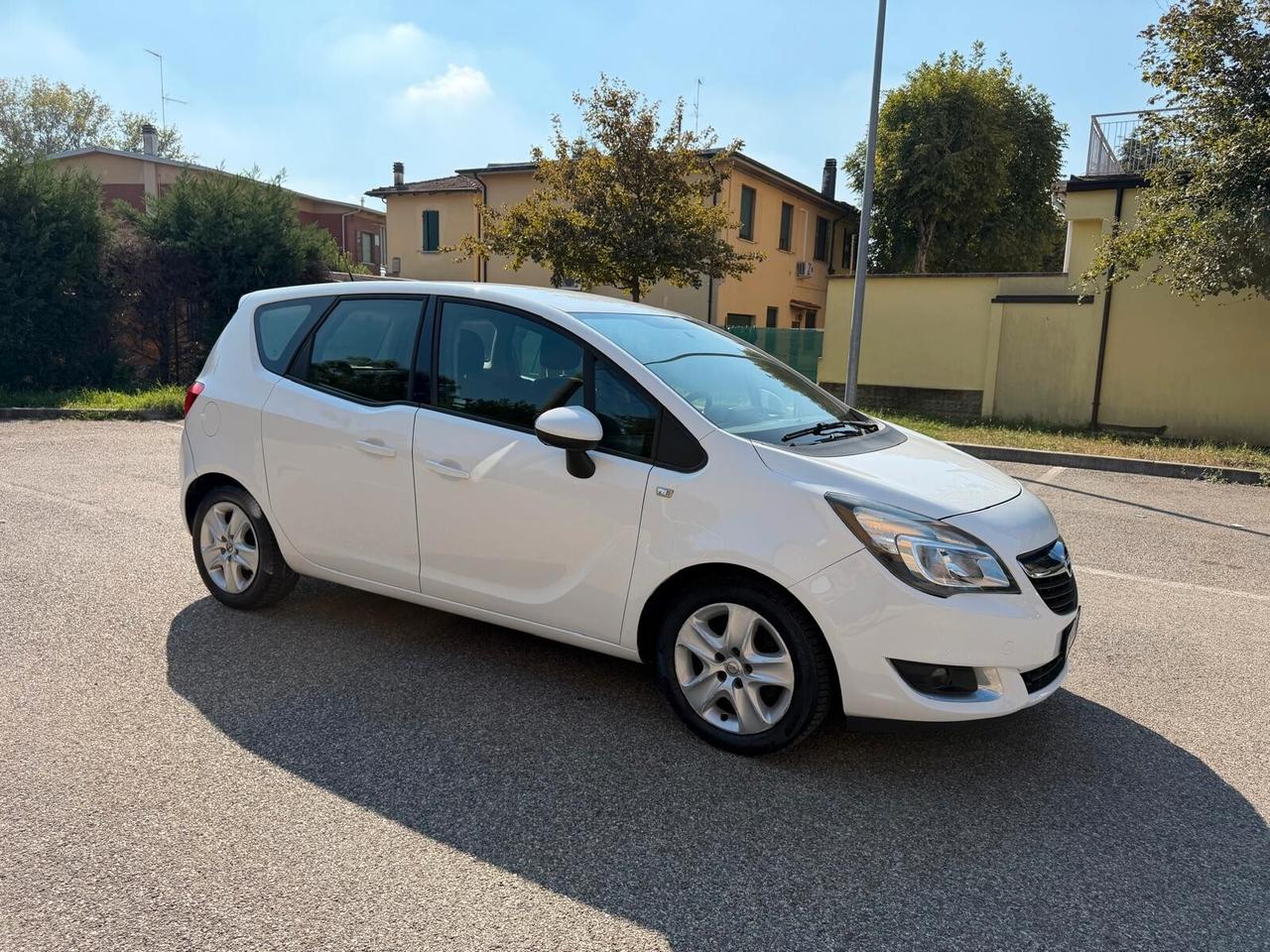 Opel Meriva 1.4 GPL - NEOPATENTATI - 12 MESI DI GARANZIA -