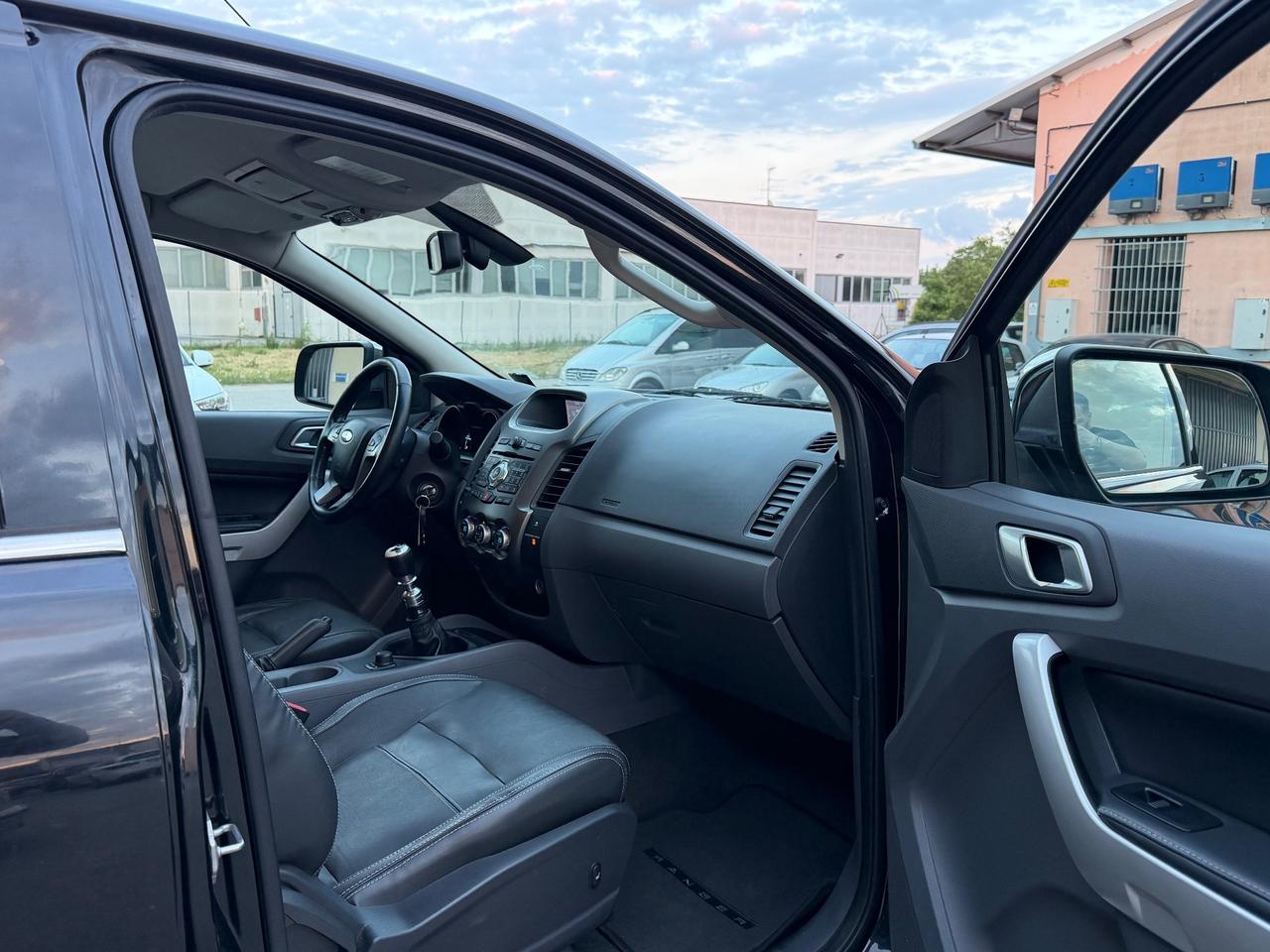 Ford Ranger 2.2 TDCi 150CV DC Limited 5P 2014