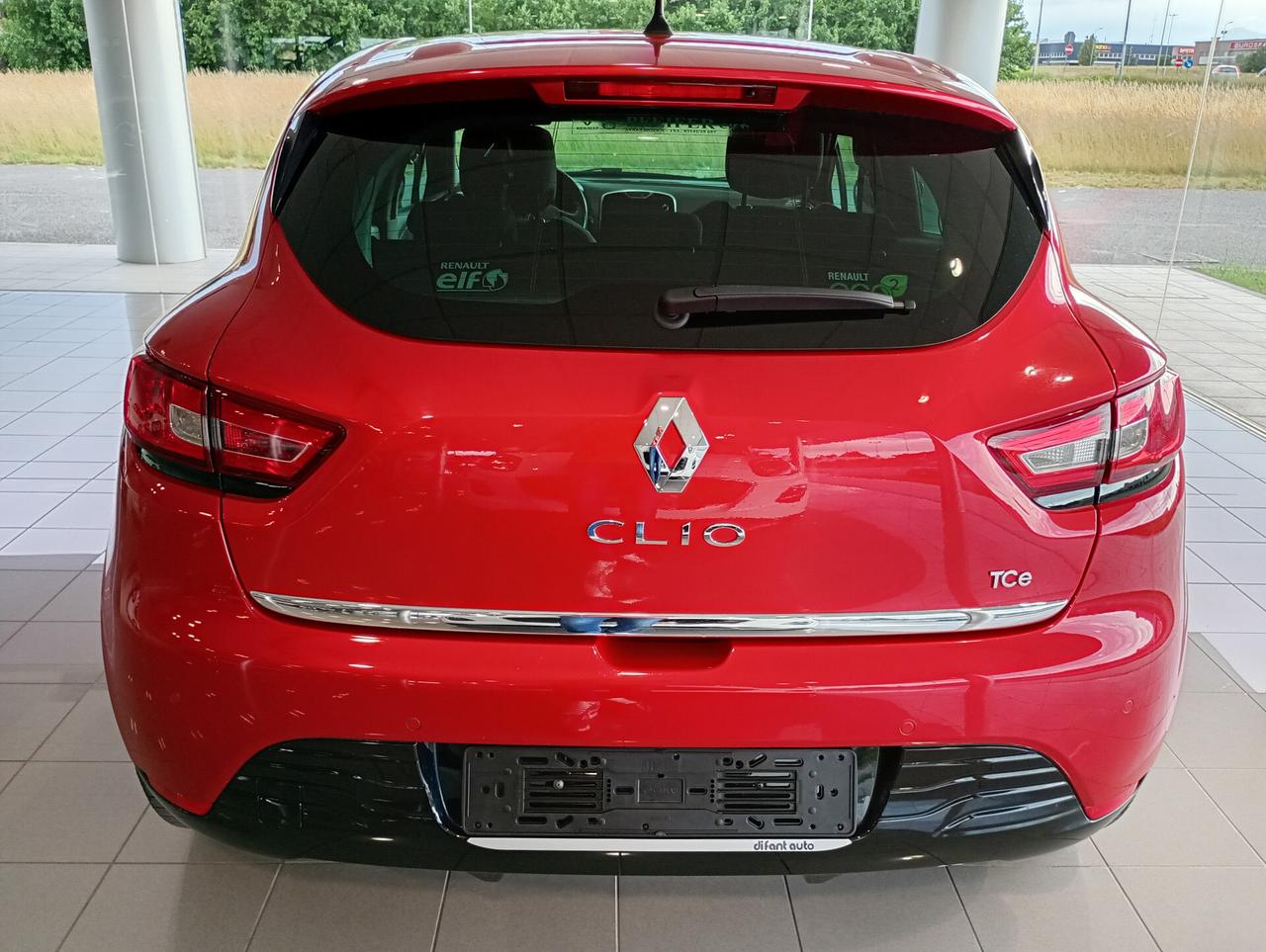 Renault Clio TCe 12V 90CV Start&Stop 5 porte - LIMITED - NEOPATENTATI -