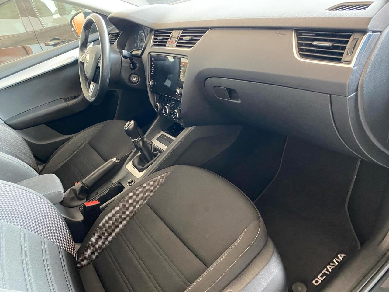 Skoda Octavia 1.4 TSI Wagon Ambition G-Tec 110Cv