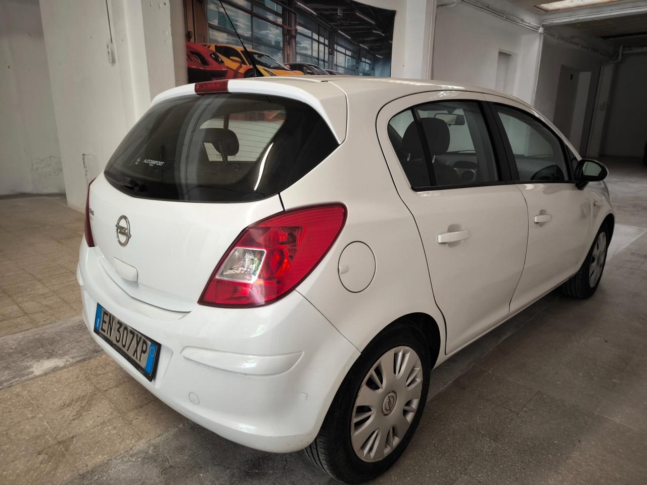 Opel Corsa 1.2 85CV 5 porte GPL-TECH One