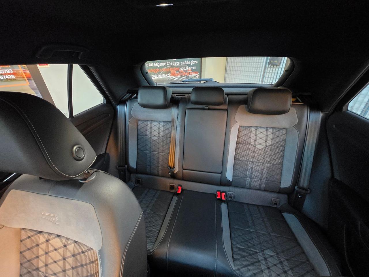 Volkswagen T-Roc 2.0 TDI R Line #50420