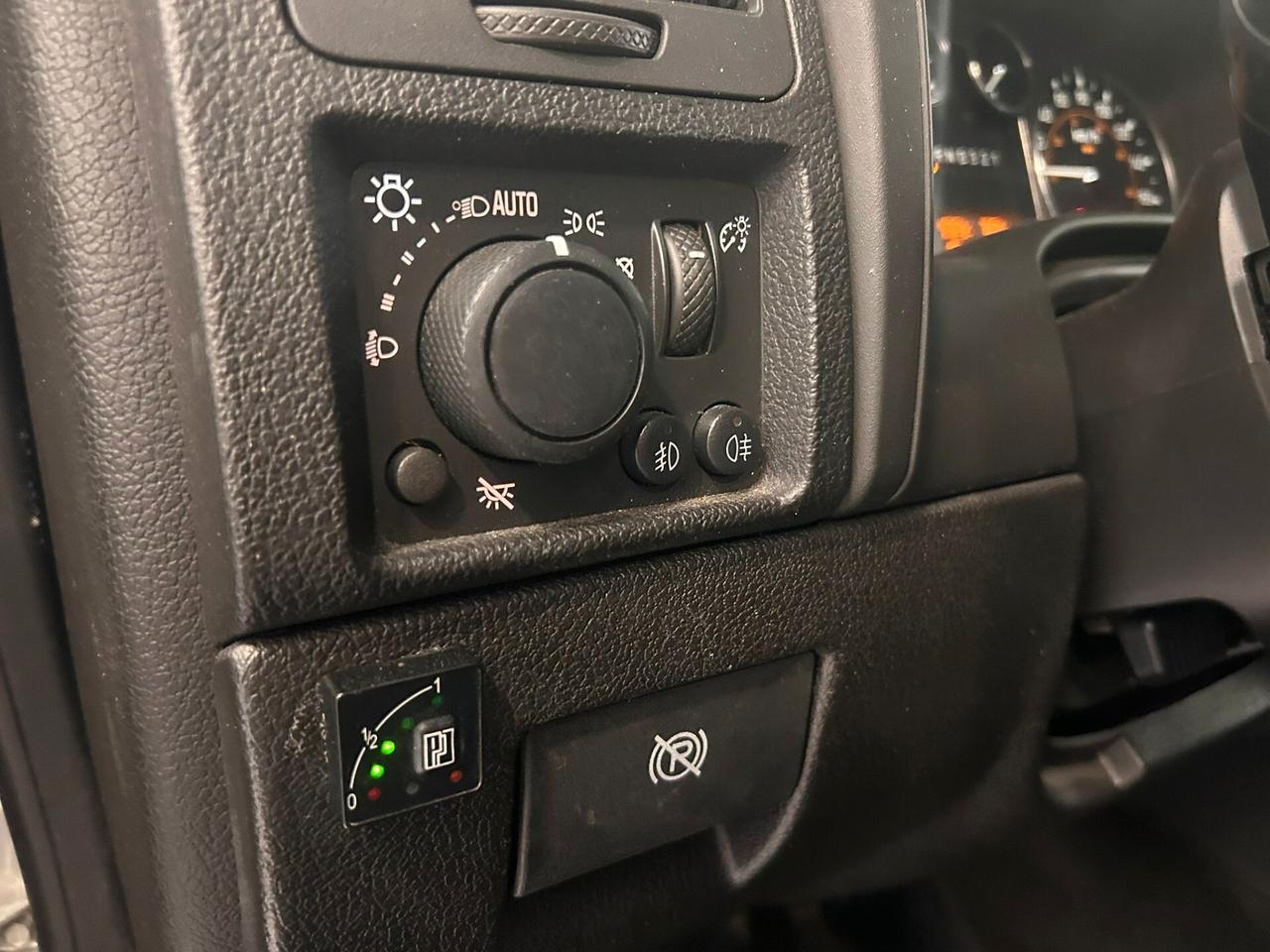 Hummer H3 H3T 3.7 aut. Luxury