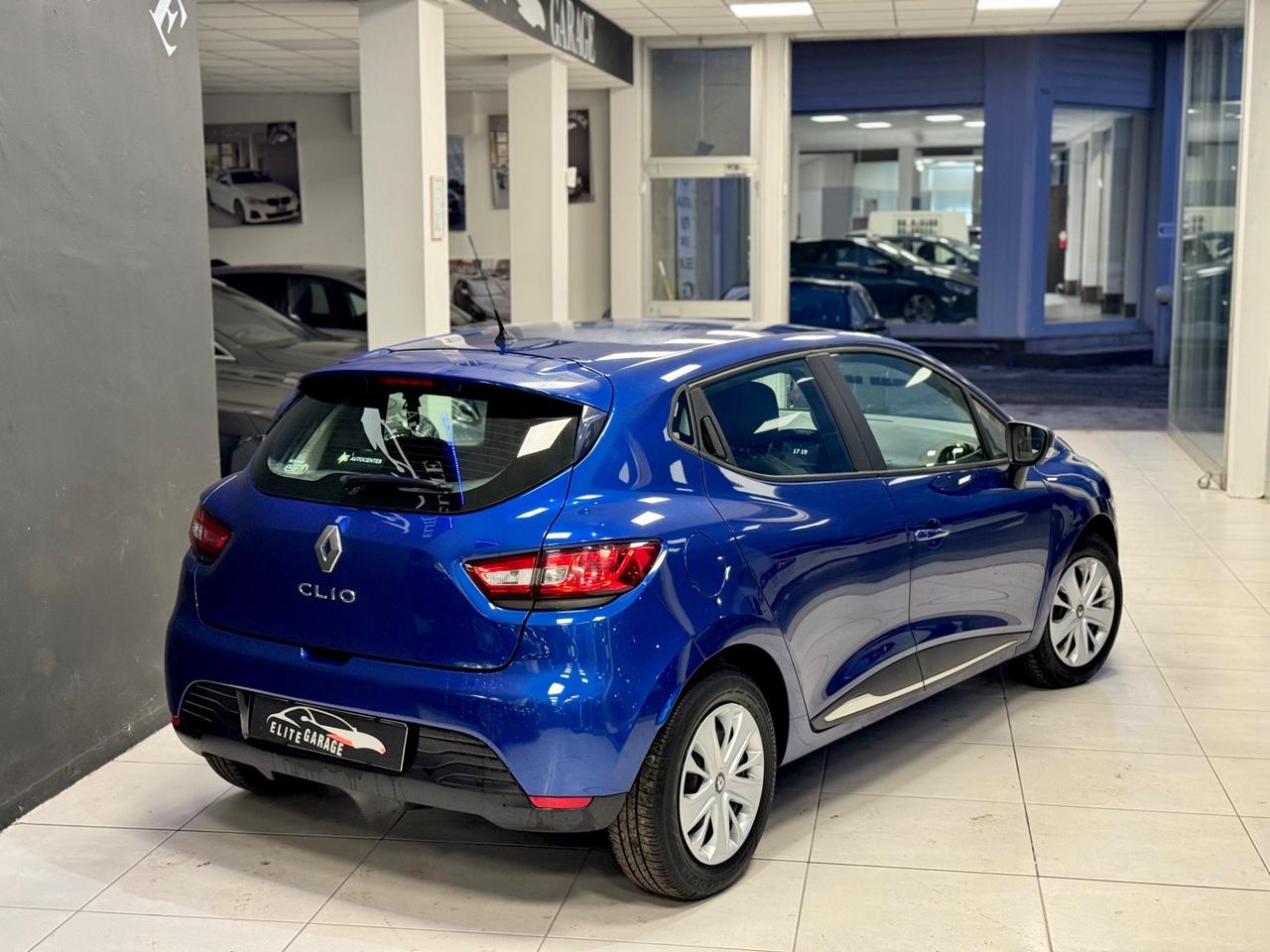 Renault Clio 1.2 75 CV 5 porte Duel