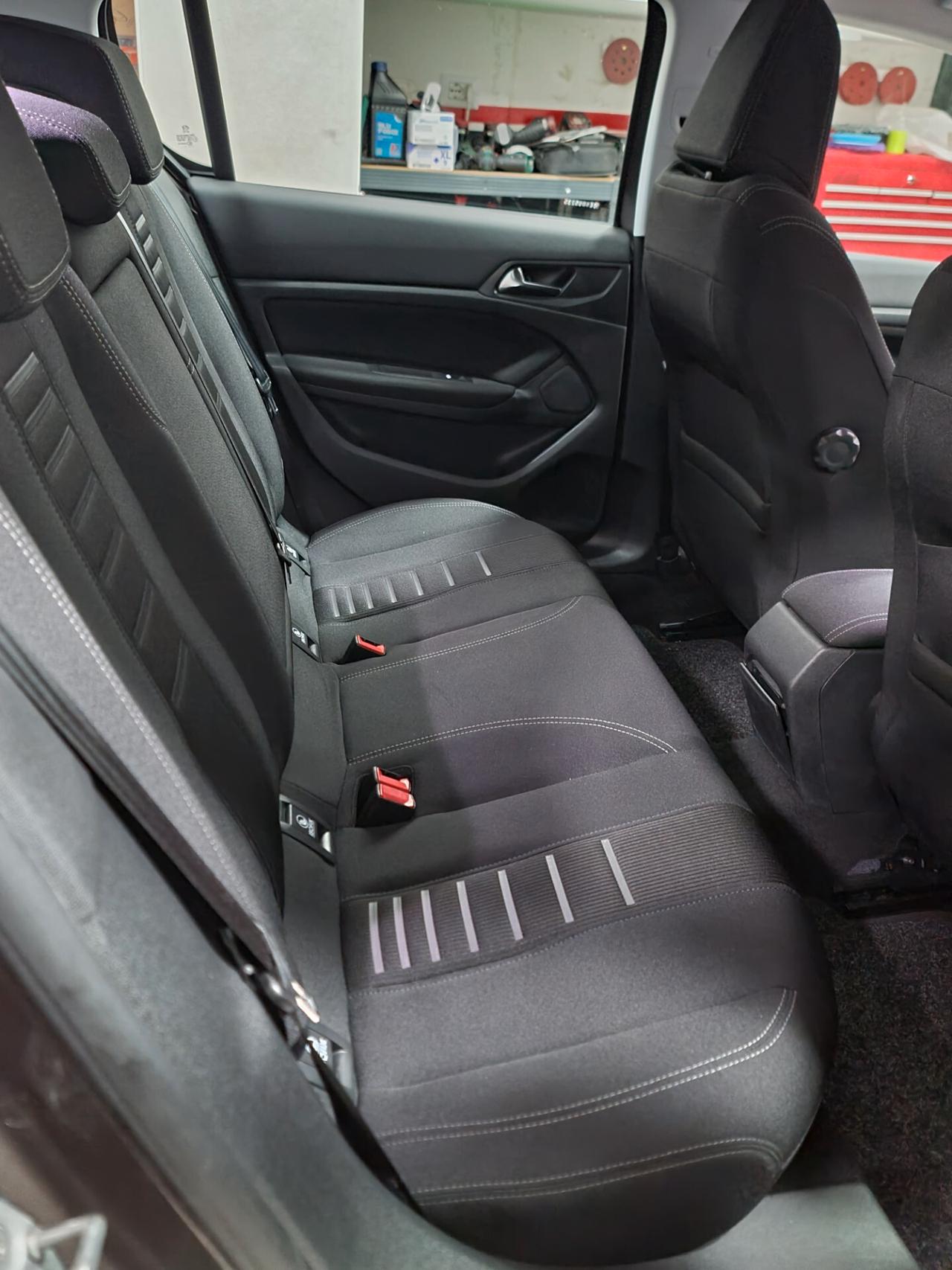 Peugeot 308 1.6 e-HDi 115 CV Stop&Start Allure