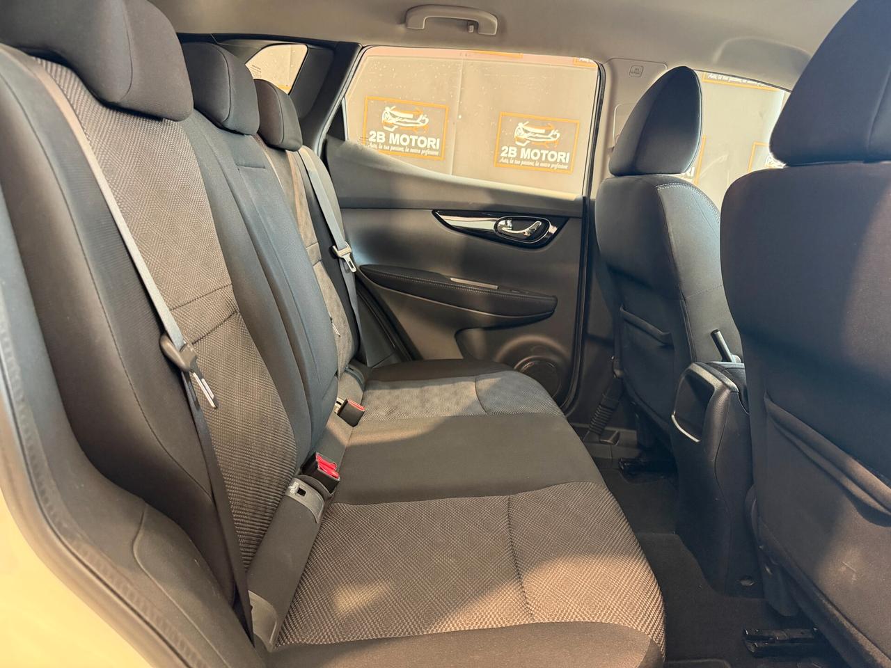 Nissan Qashqai II 1.6 dci Visia 2wd 130cv xtronic E6