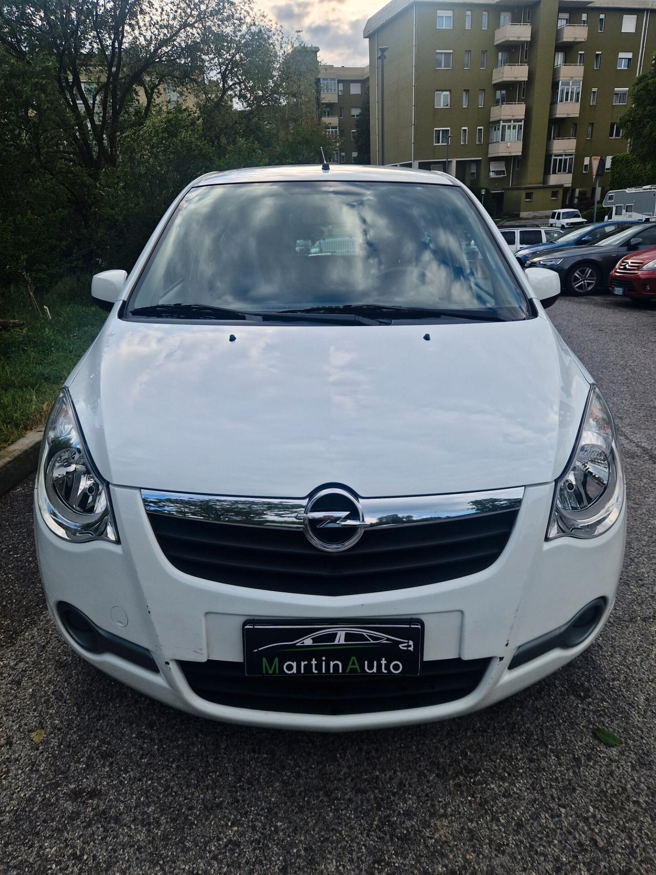 Opel Agila 1.2 benz 94CV - 2015