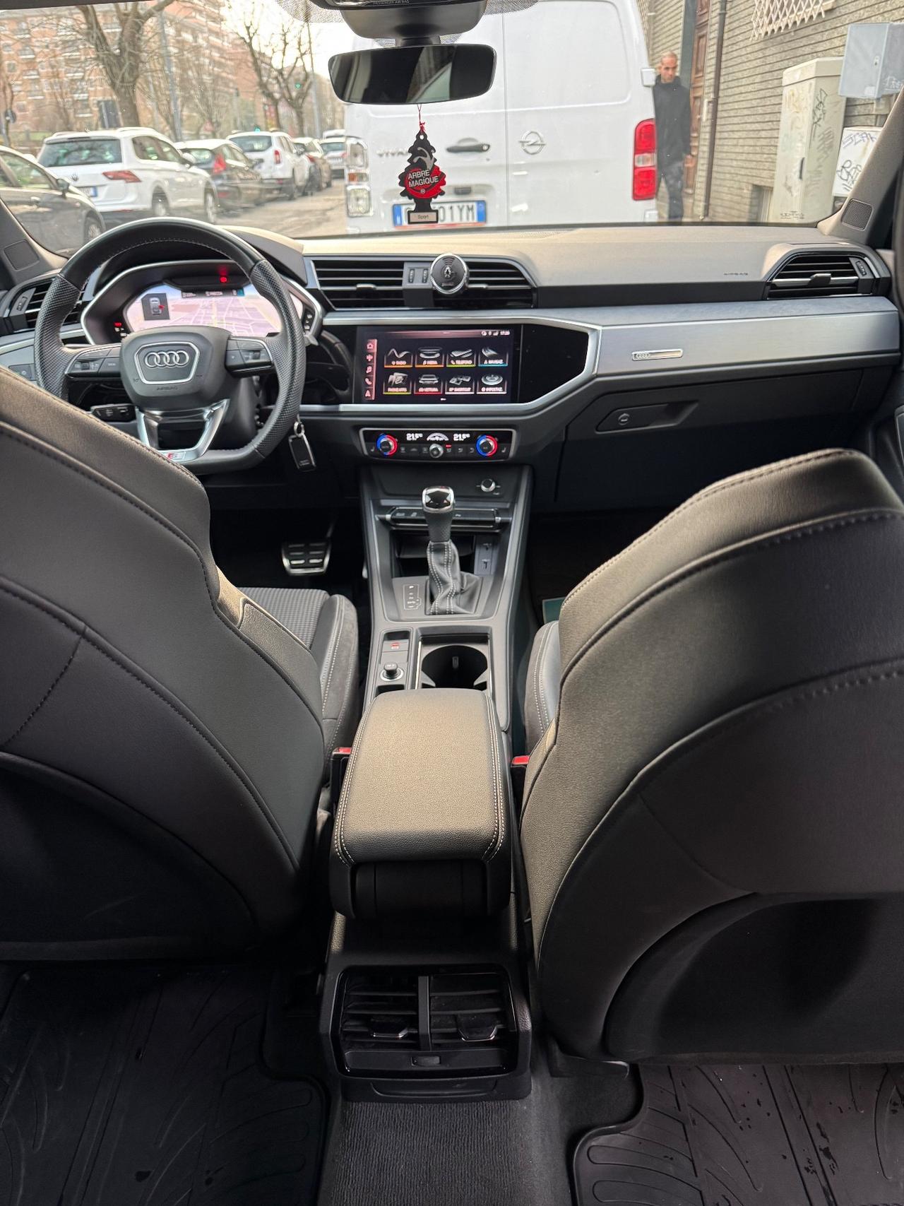 Audi Q3 Sportback 2.0 TDI S line edition Blu Turbo