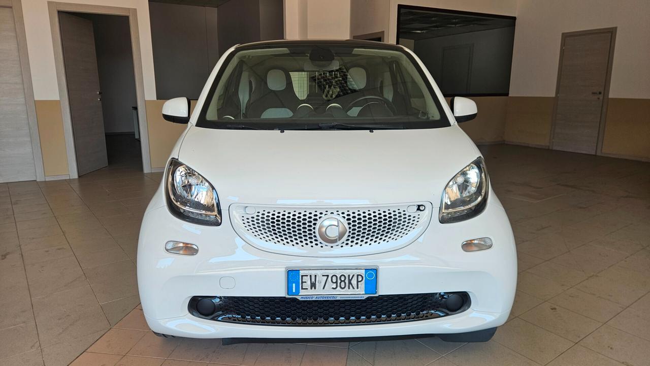Smart ForTwo 1000 52 kW MHD coupé passion