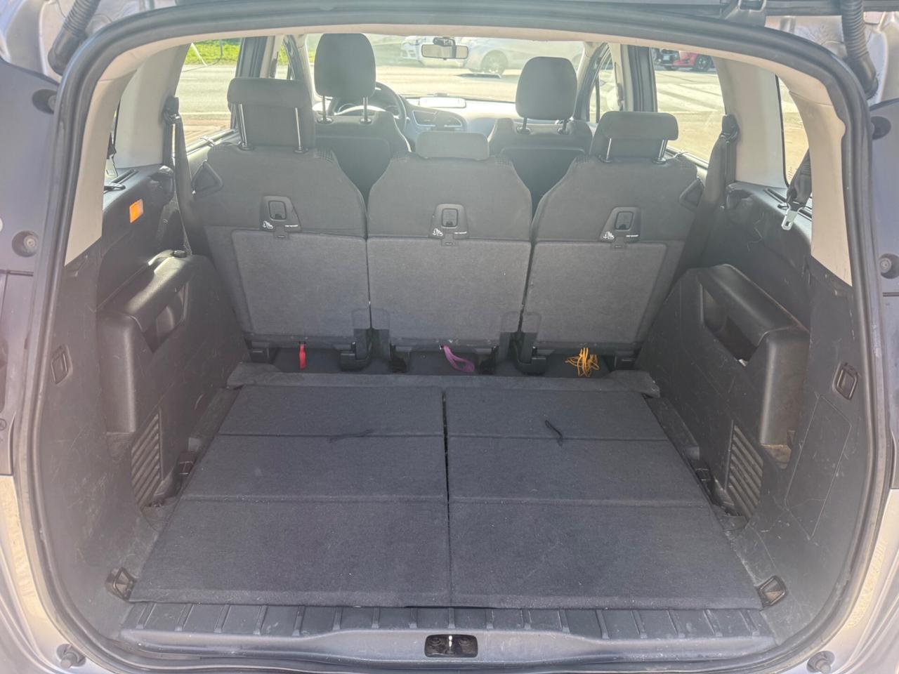 Peugeot 5008 1.6 HDi 115CV 7 posti