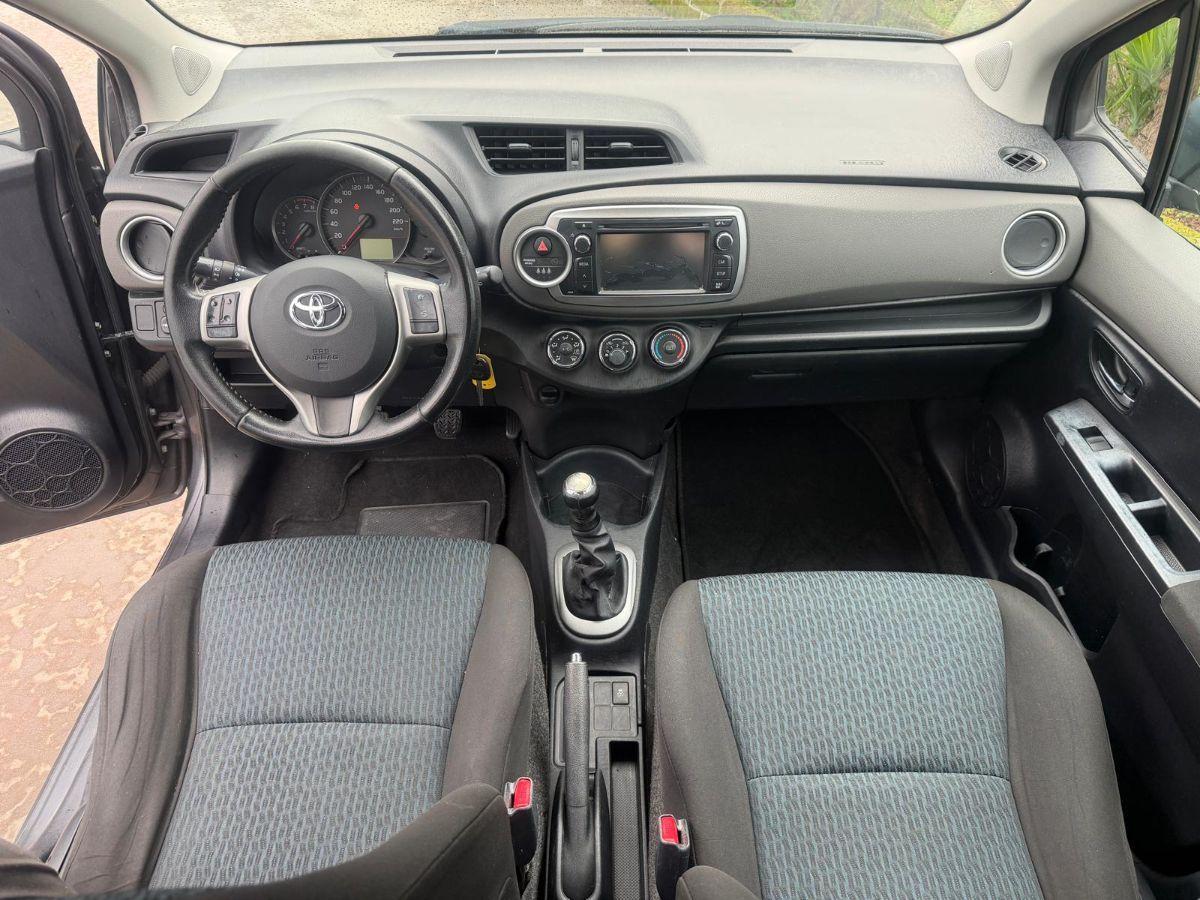 TOYOTA - Yaris - 1.0 5 porte Lounge