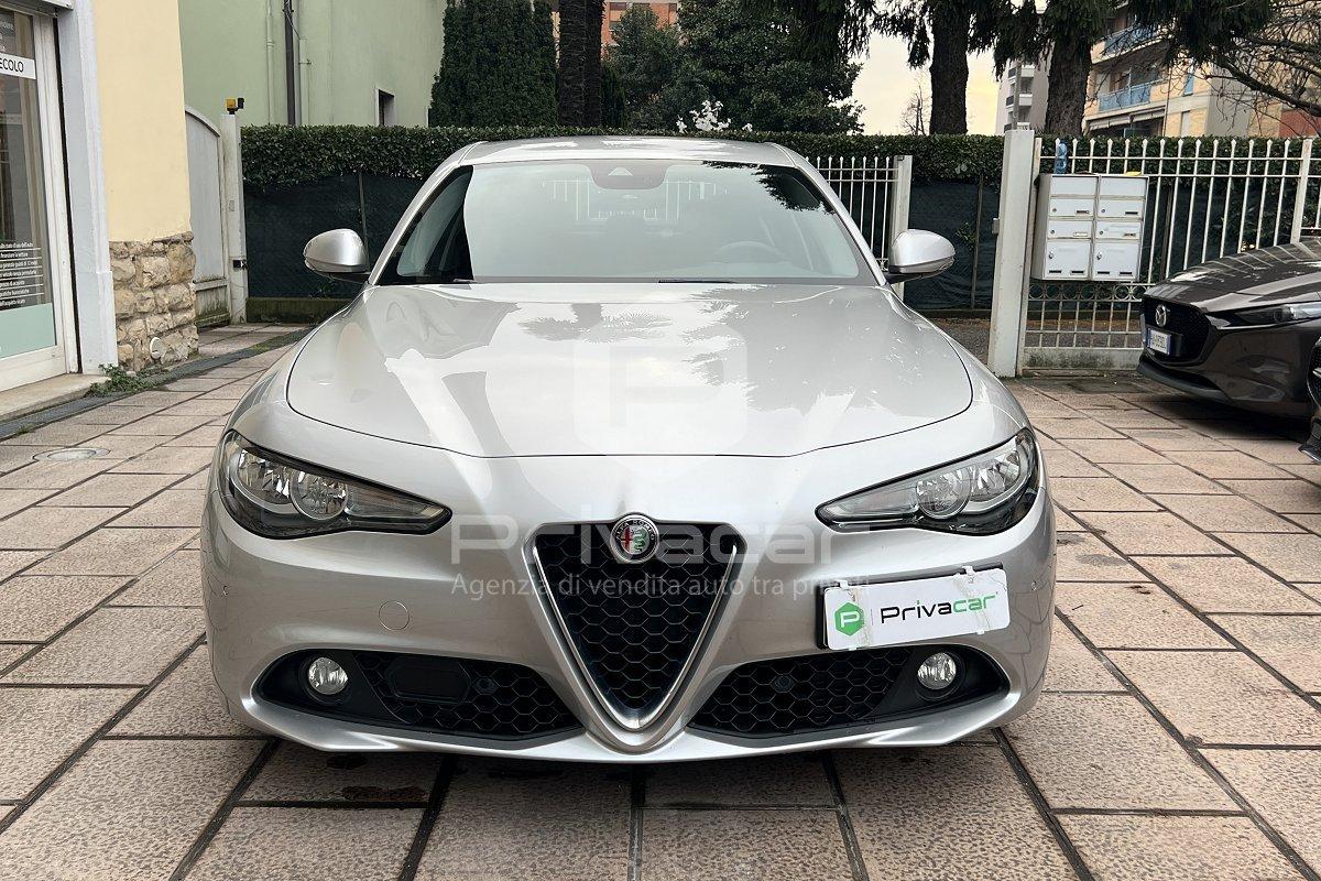 ALFA ROMEO Giulia 2.2 Turbodiesel 150 CV AT8 Business