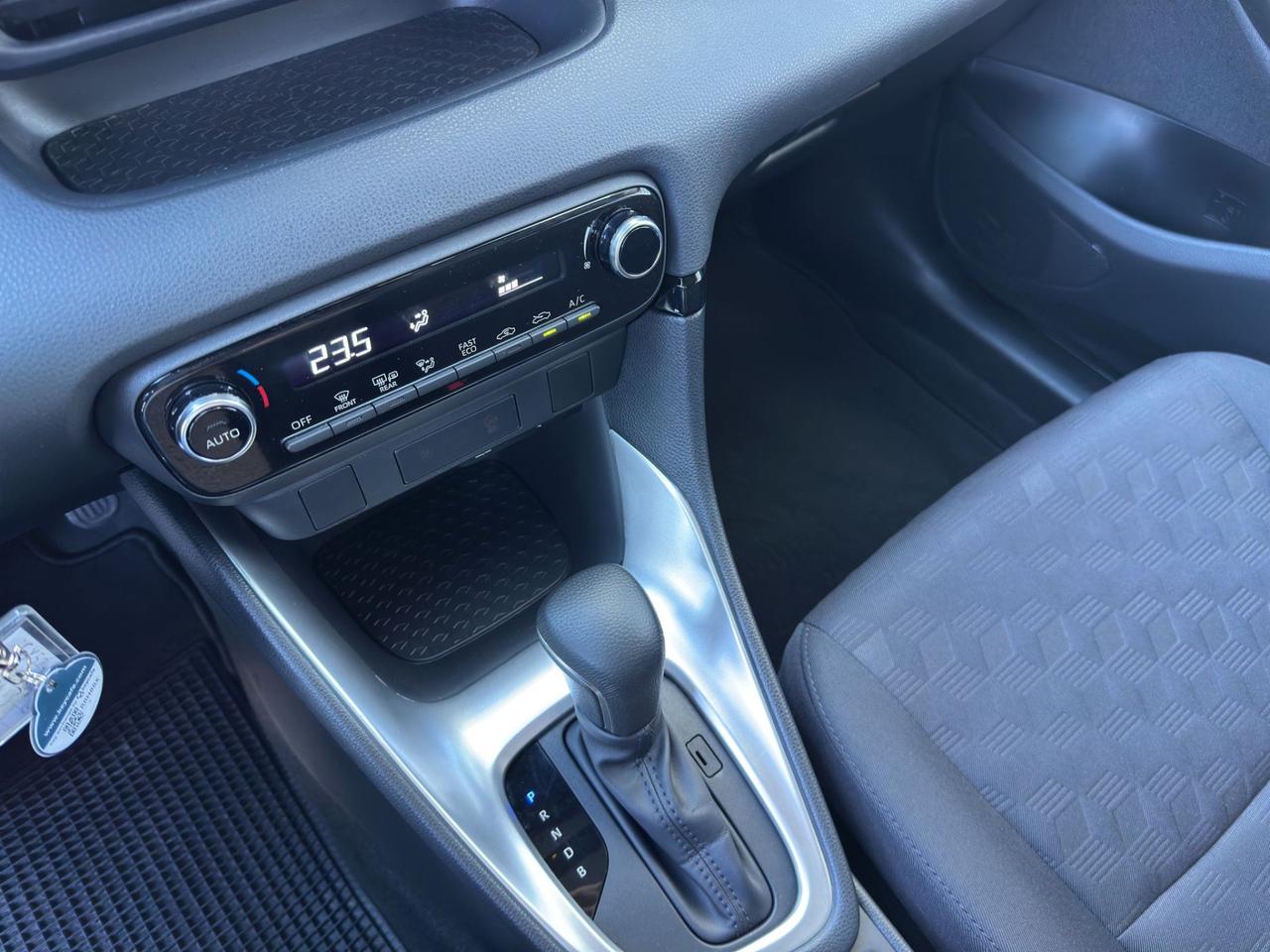 Toyota Yaris 1.5h Active