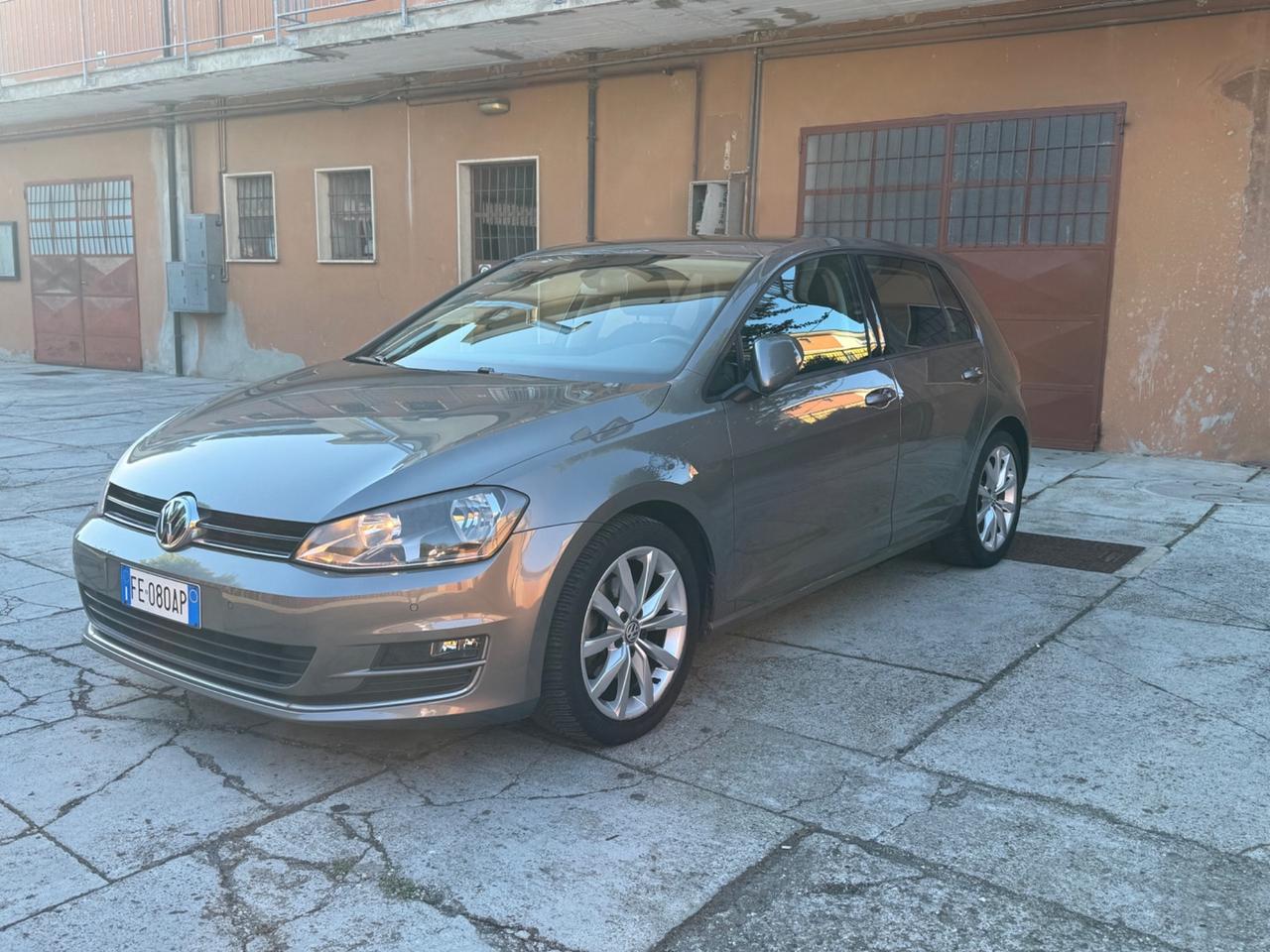 Volkswagen Golf 1.6 TDI 110 CV 5p. Highline BlueMotion Technology