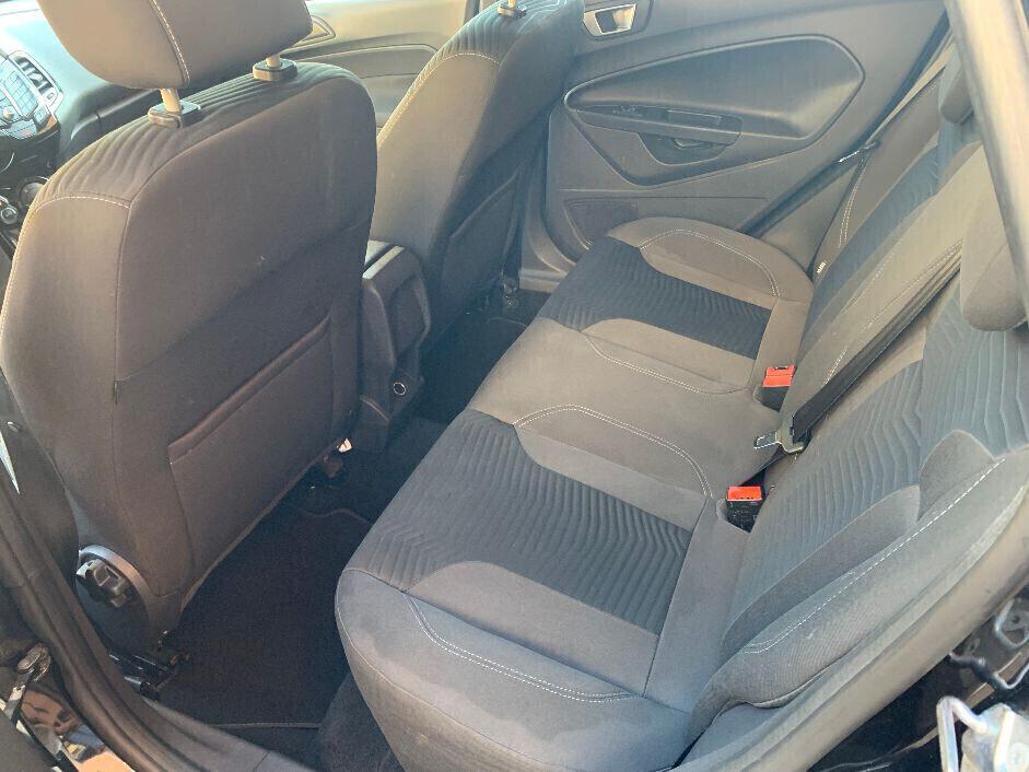 Ford Fiesta 1.5 TDCi 75CV 5 porte Titanium - UNIPROPRIETARIO