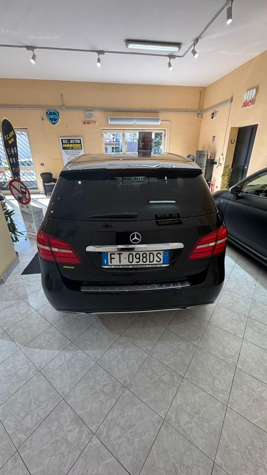 Mercedes-benz B 180 d Premium