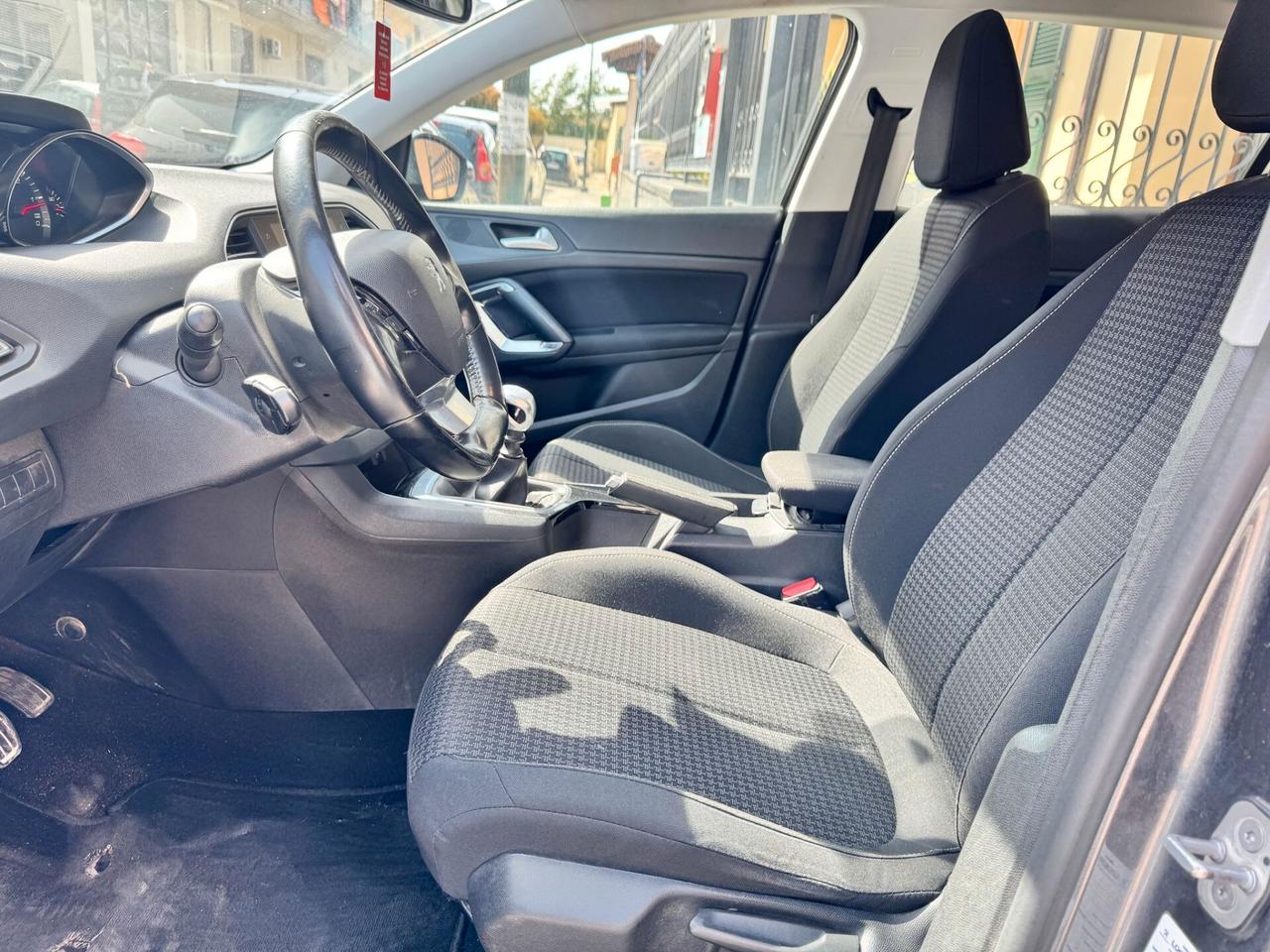 Peugeot 308 BlueHDi 100 S&S Active