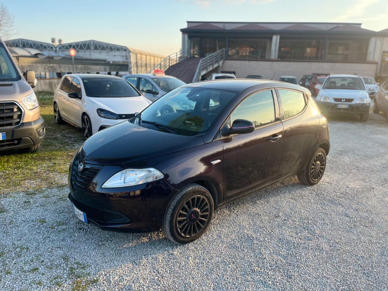 Lancia Ypsilon 1.3 Multijet 110000 km PARI AL NUOVO