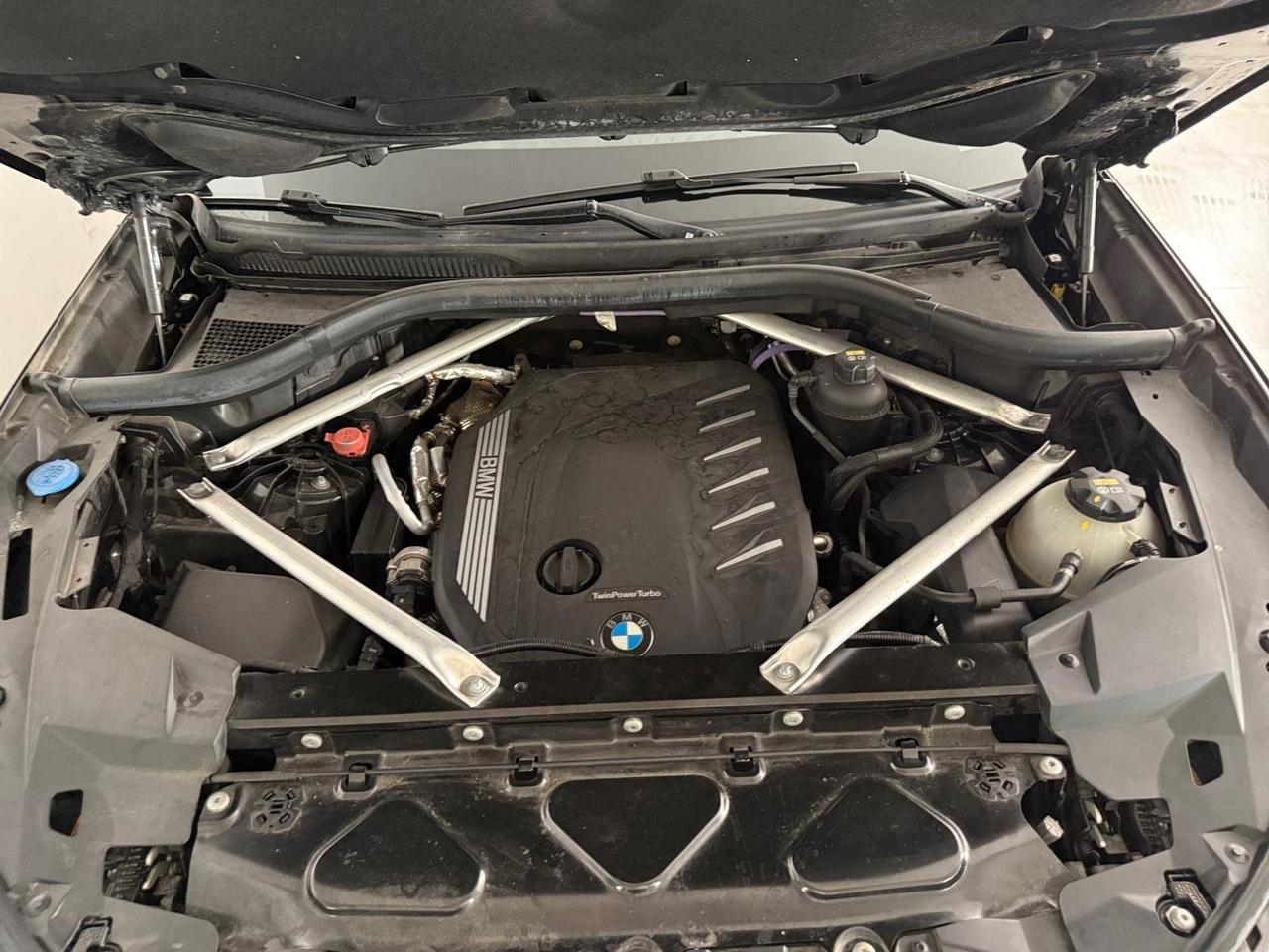 BMW X6 xDrive40d 48V Msport