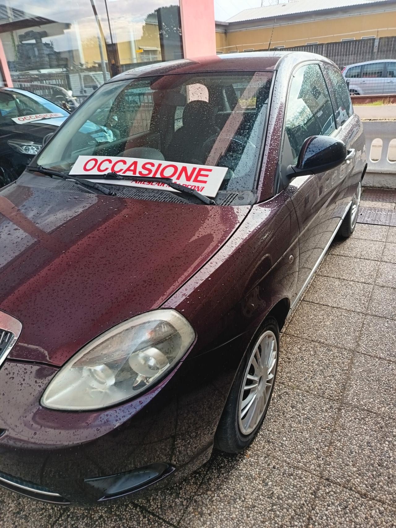 Lancia Ypsilon 1.2 69 CV 5 porte S&S Platinum
