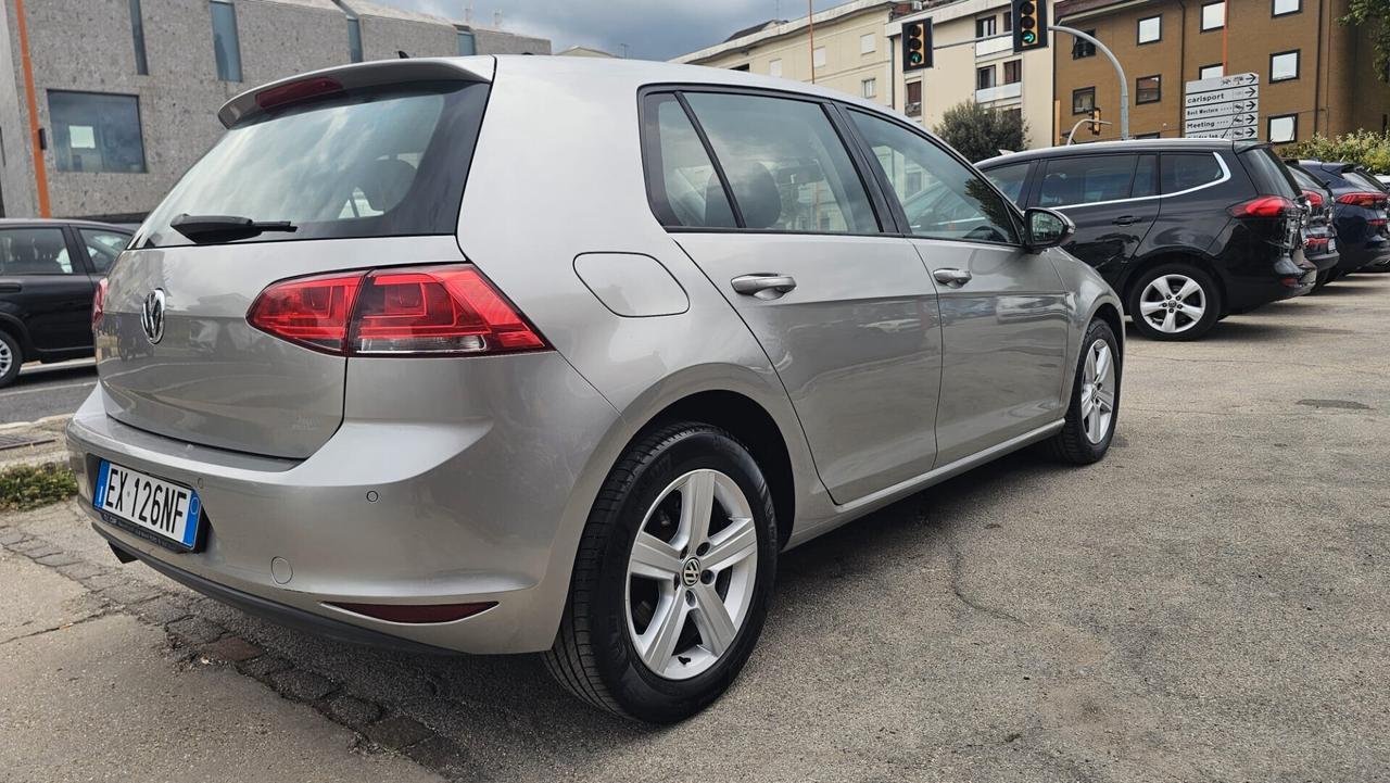 Volkswagen Golf 1.6 TDI 5p. Highline BlueMotion Technology