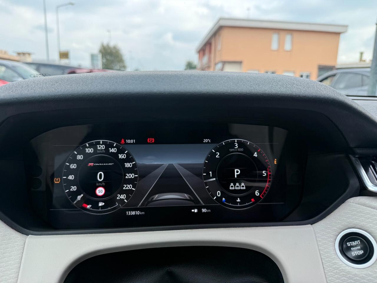 Land Rover Range Rover Velar 2.0d i4 R-Dynamic HSE 240cv TETTO PANORAMICO