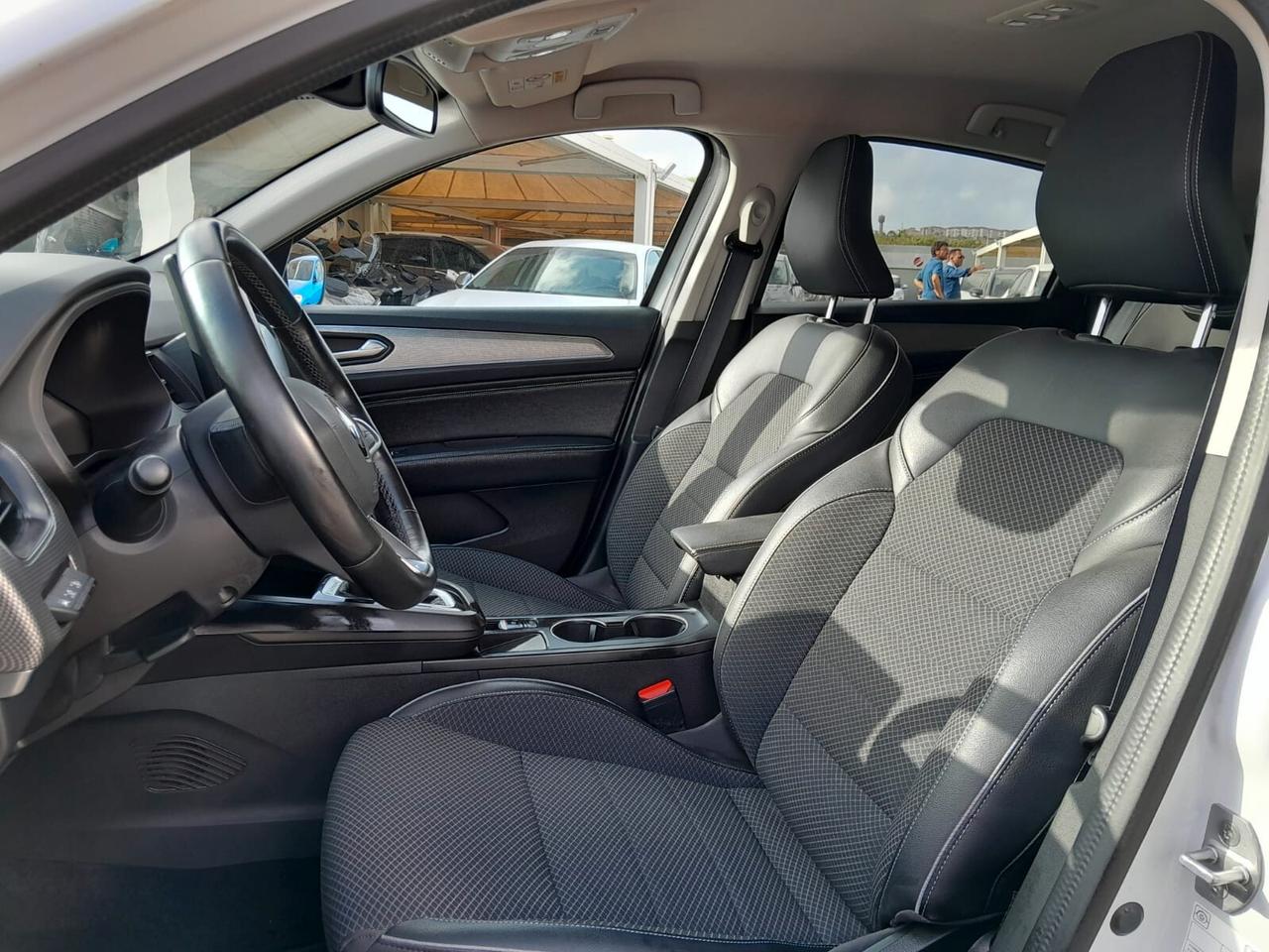 Renault Arkana Hybrid E-Tech 145 CV Intens