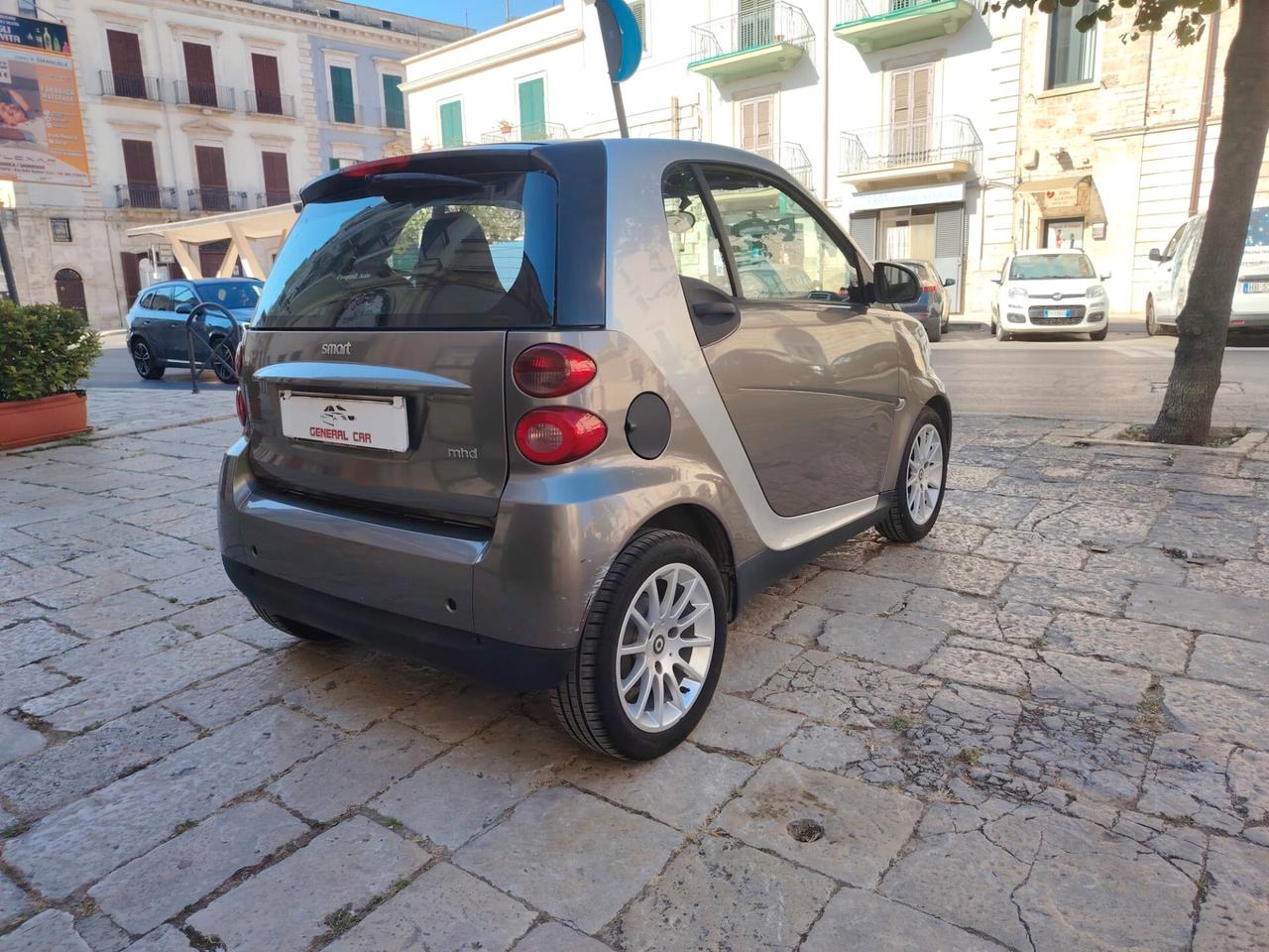 Smart ForTwo 1000 52 kW MHD coupé passion
